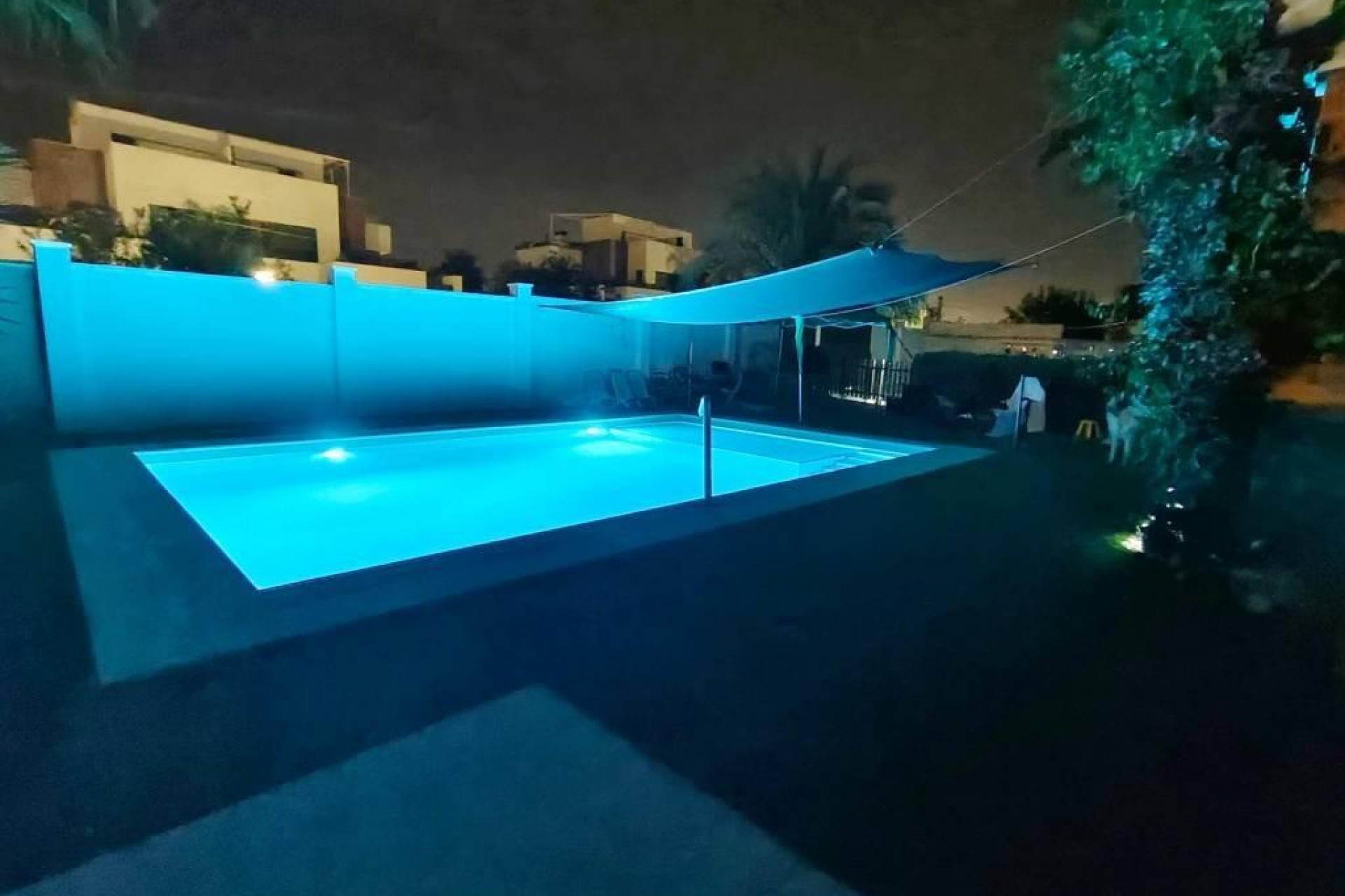 Återförsäljning - Villa -
Torrevieja - Torreta Florida