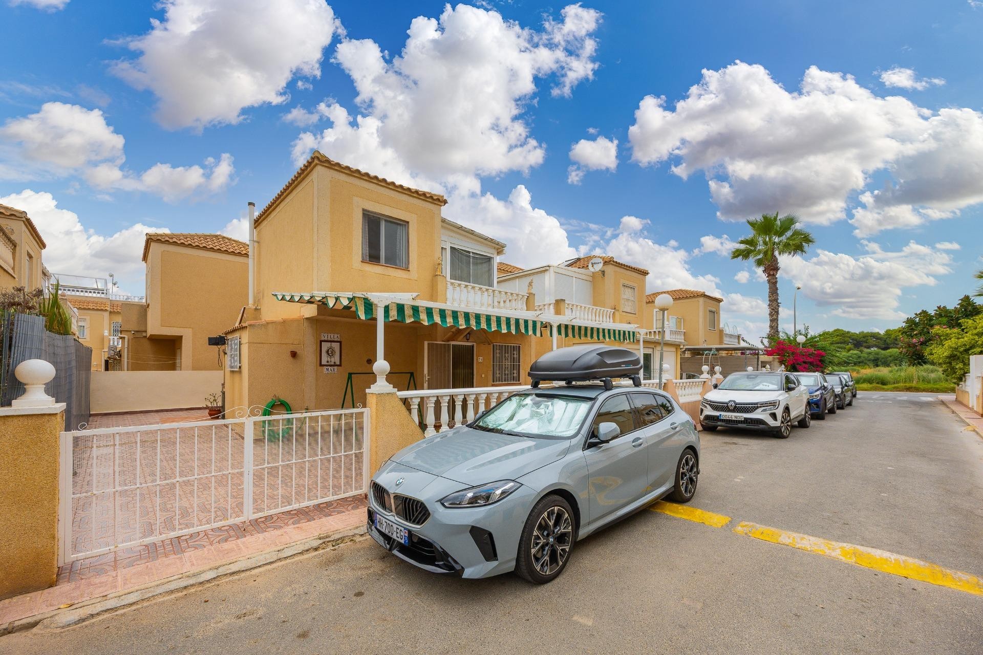 Återförsäljning - Villa -
Torrevieja - Torretas