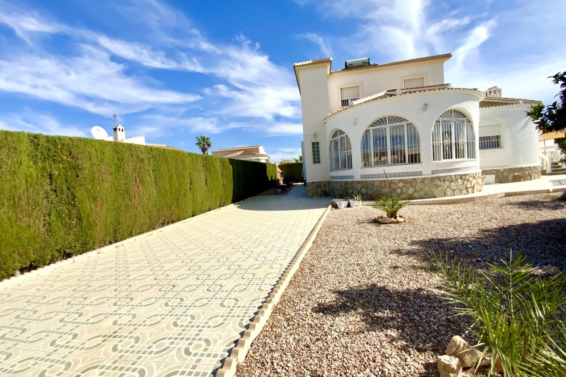 Återförsäljning - Villa -
Torrevieja