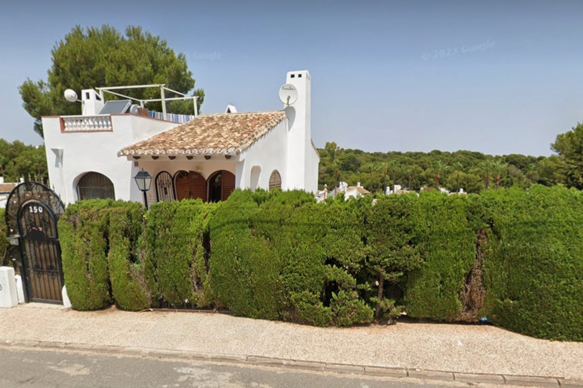 Återförsäljning - Villa -
Villamartin - Costa Blanca