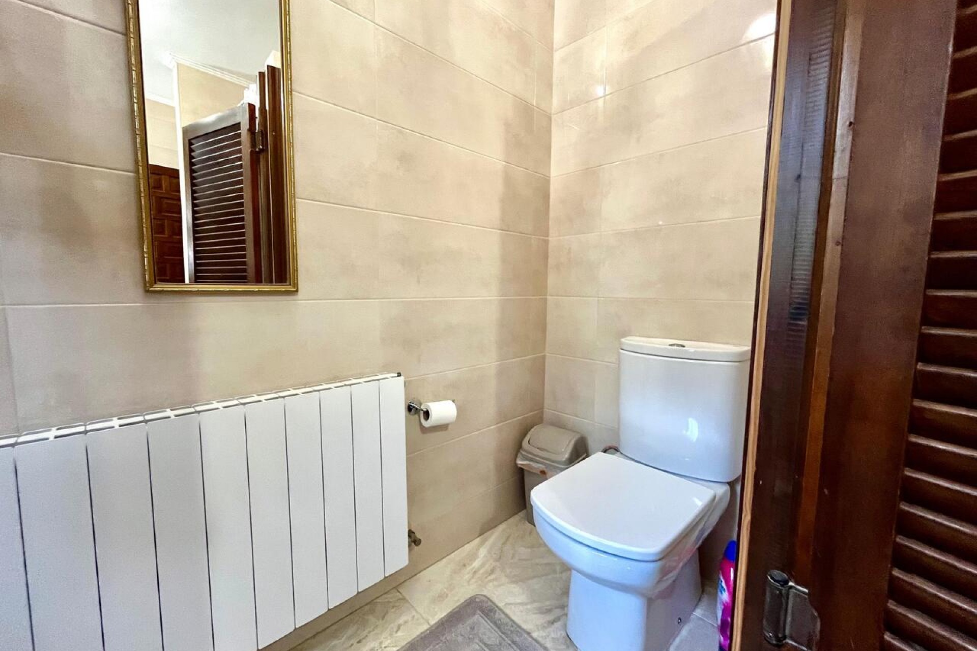 Återförsäljning - Villa -
Villamartin - Costa Blanca