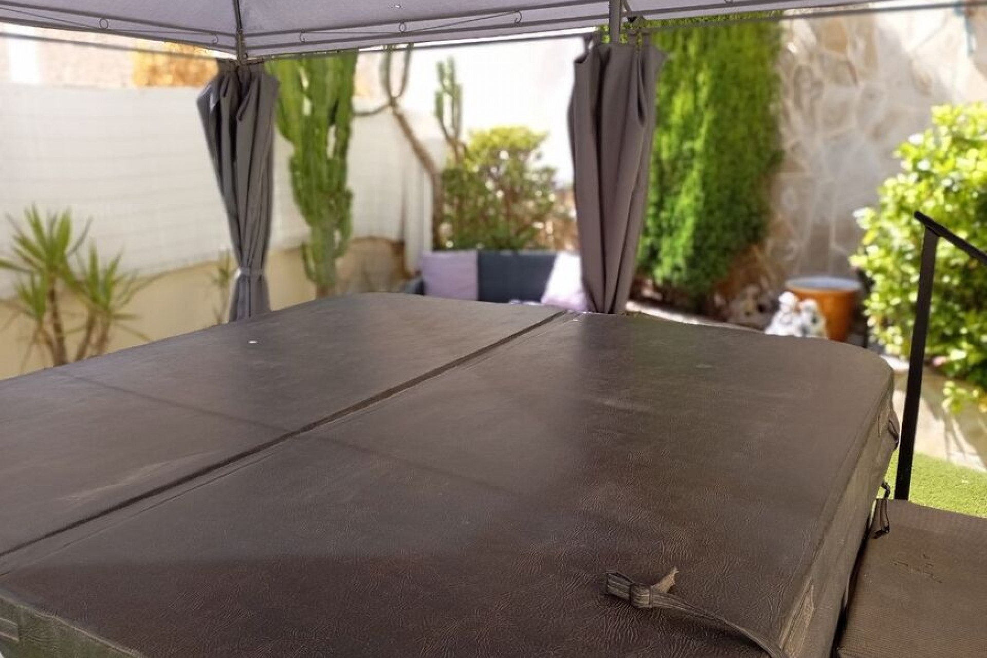 Återförsäljning - Villa -
Villamartin - Costa Blanca