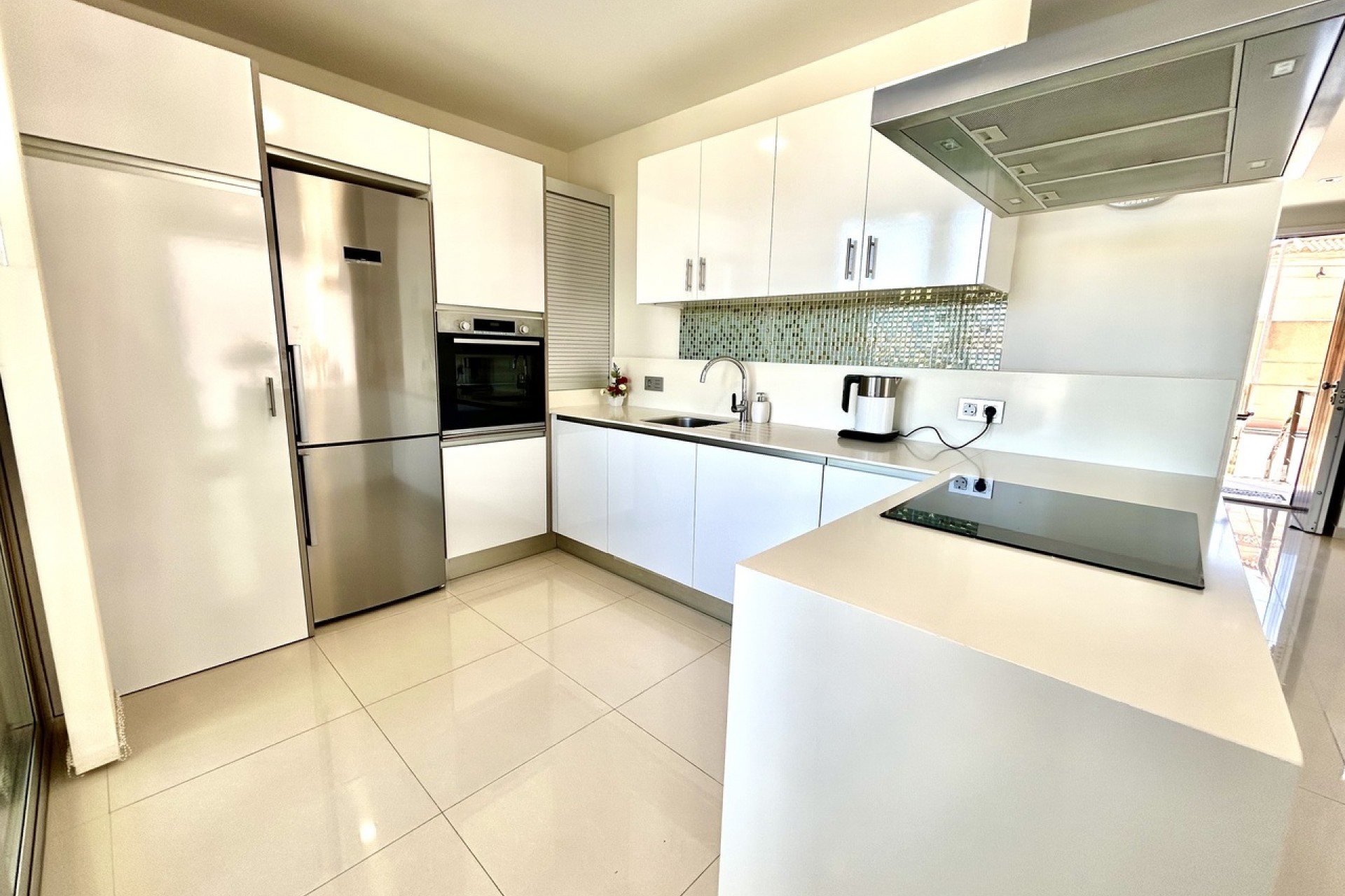 Återförsäljning - Villa -
Villamartin - Costa Blanca