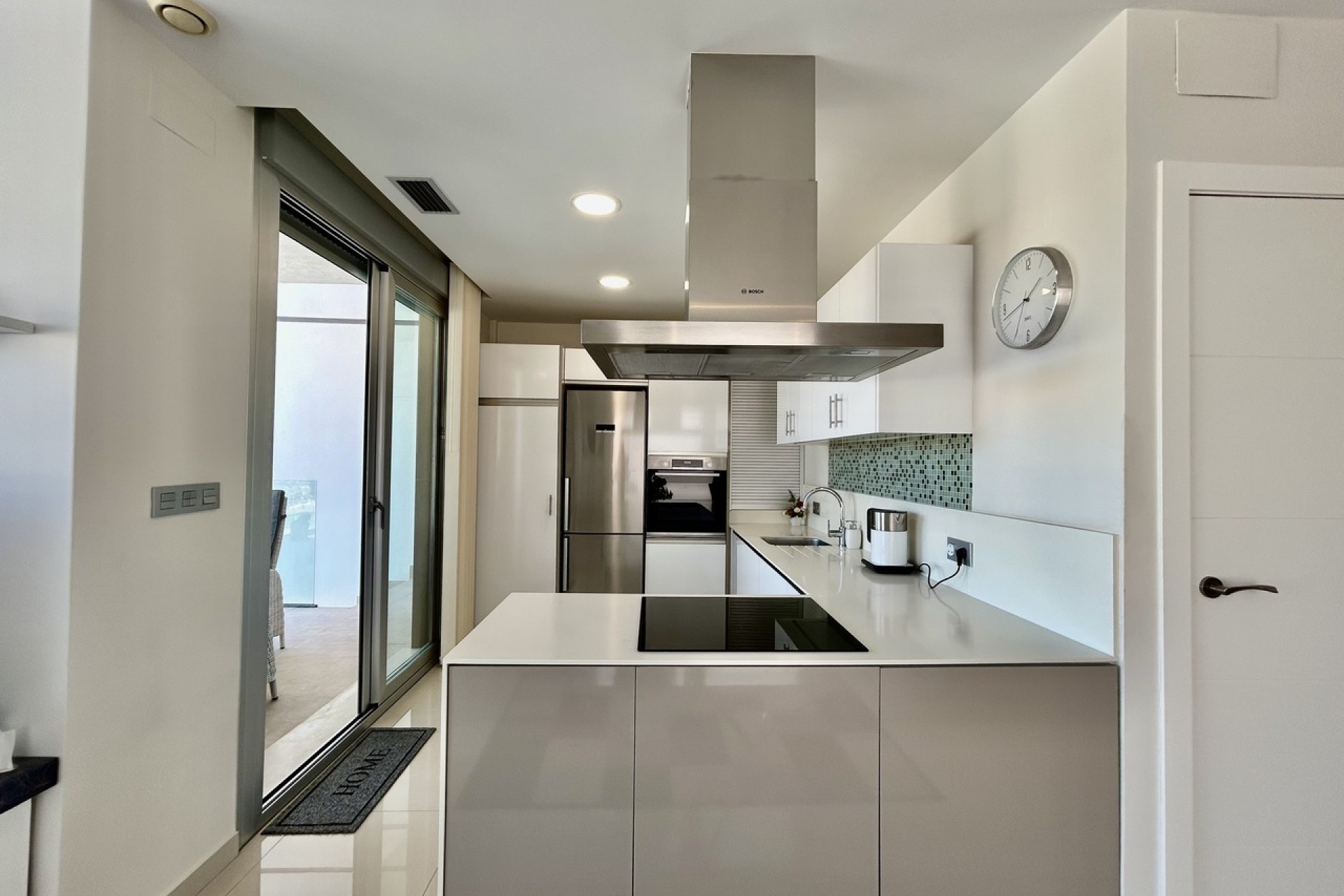 Återförsäljning - Villa -
Villamartin - Costa Blanca