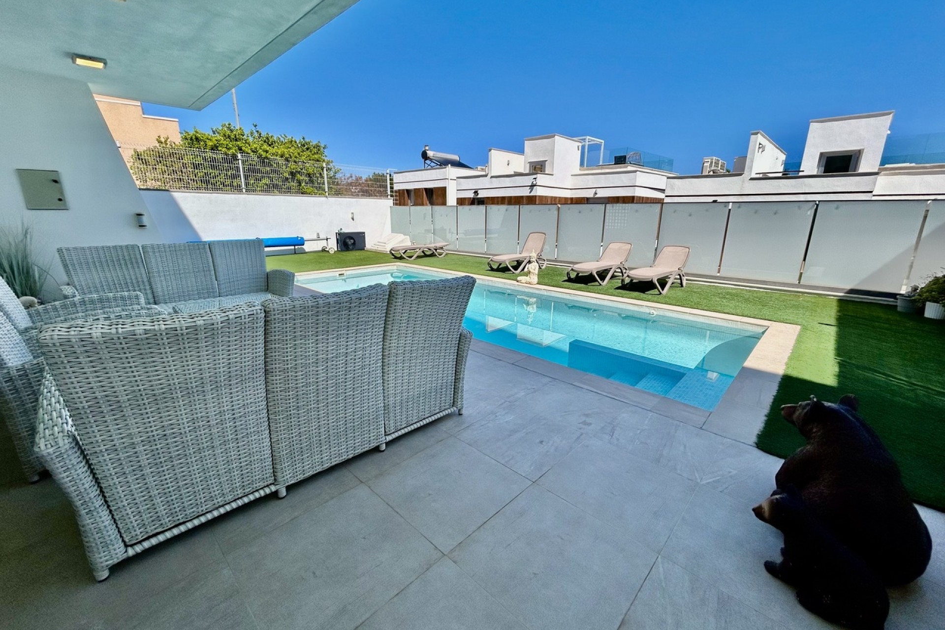 Återförsäljning - Villa -
Villamartin - Costa Blanca