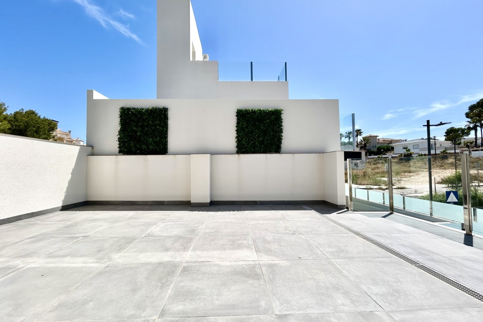 Återförsäljning - Villa -
Villamartin - Costa Blanca