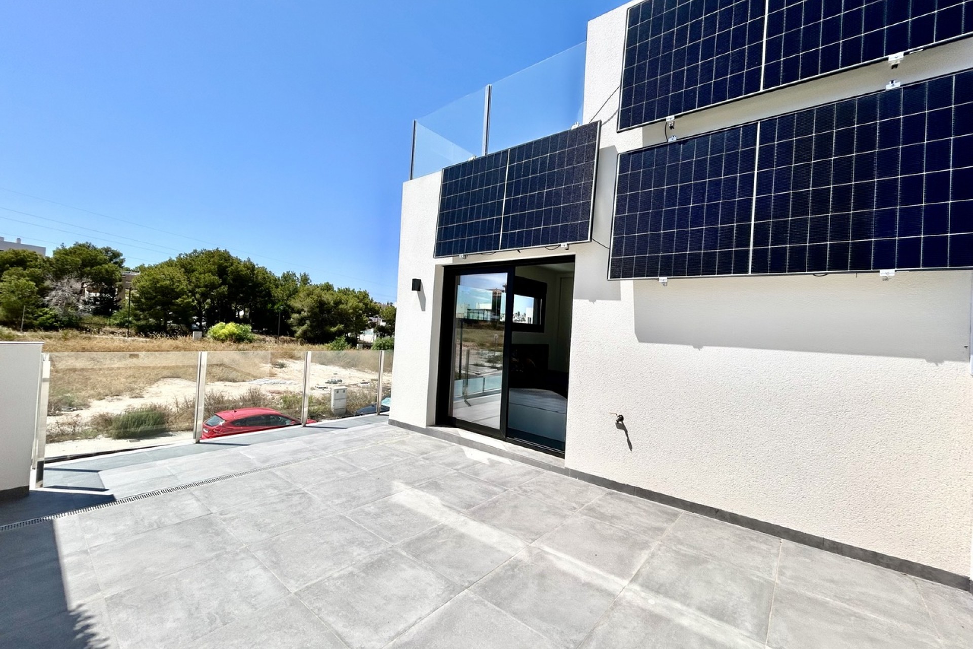 Återförsäljning - Villa -
Villamartin - Costa Blanca