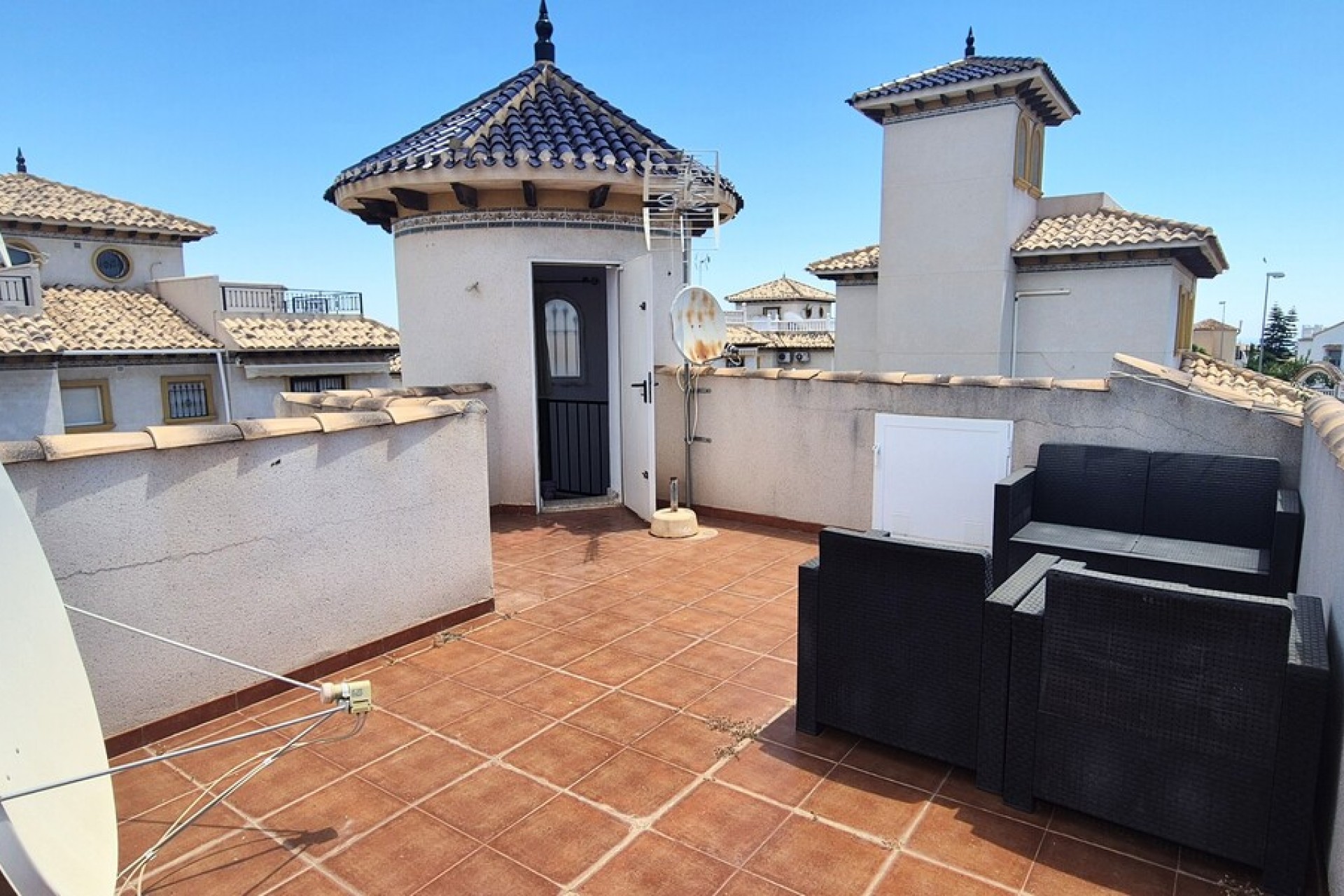 Återförsäljning - Villa -
Villamartin - Costa Blanca