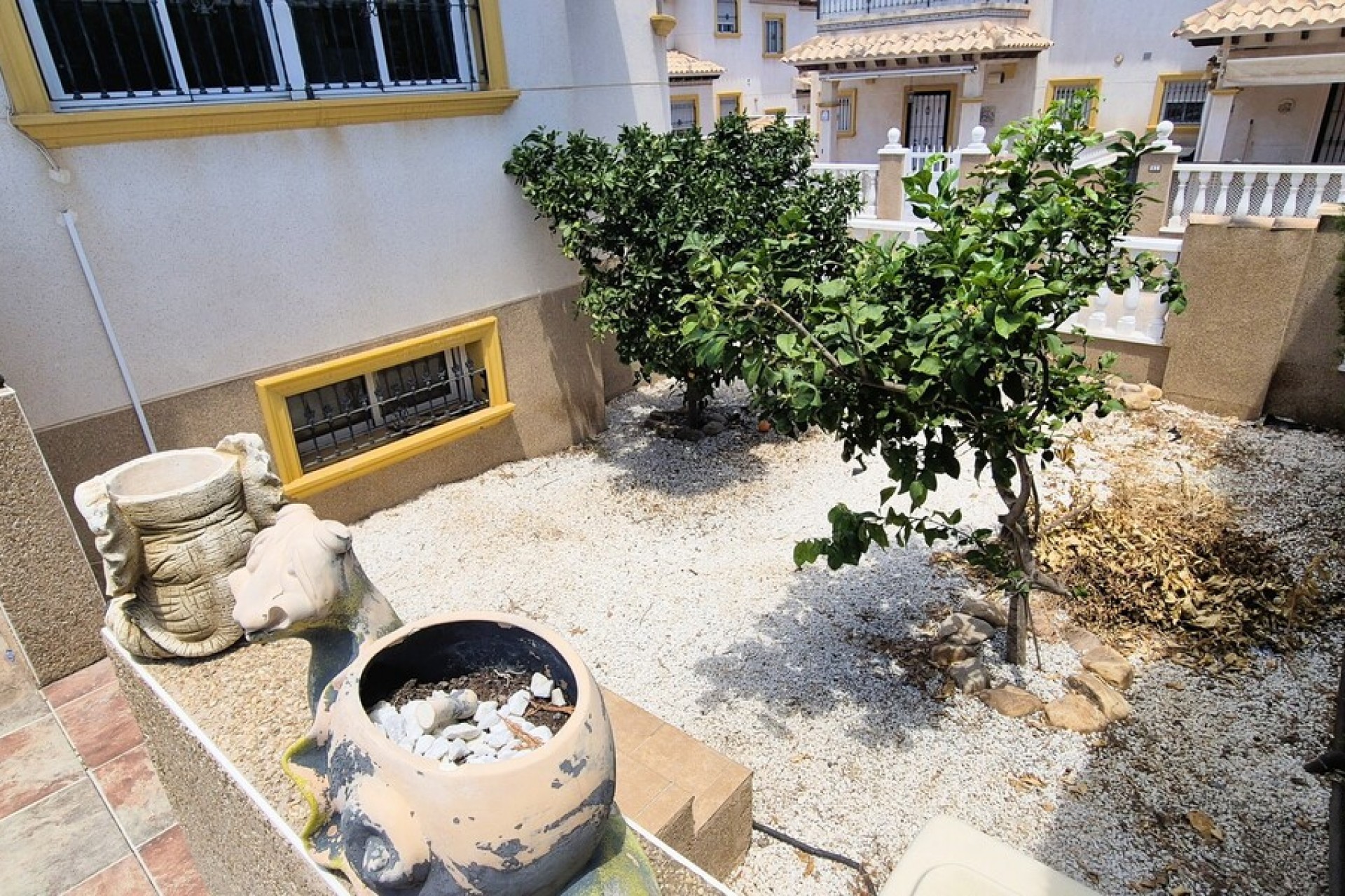 Återförsäljning - Villa -
Villamartin - Costa Blanca