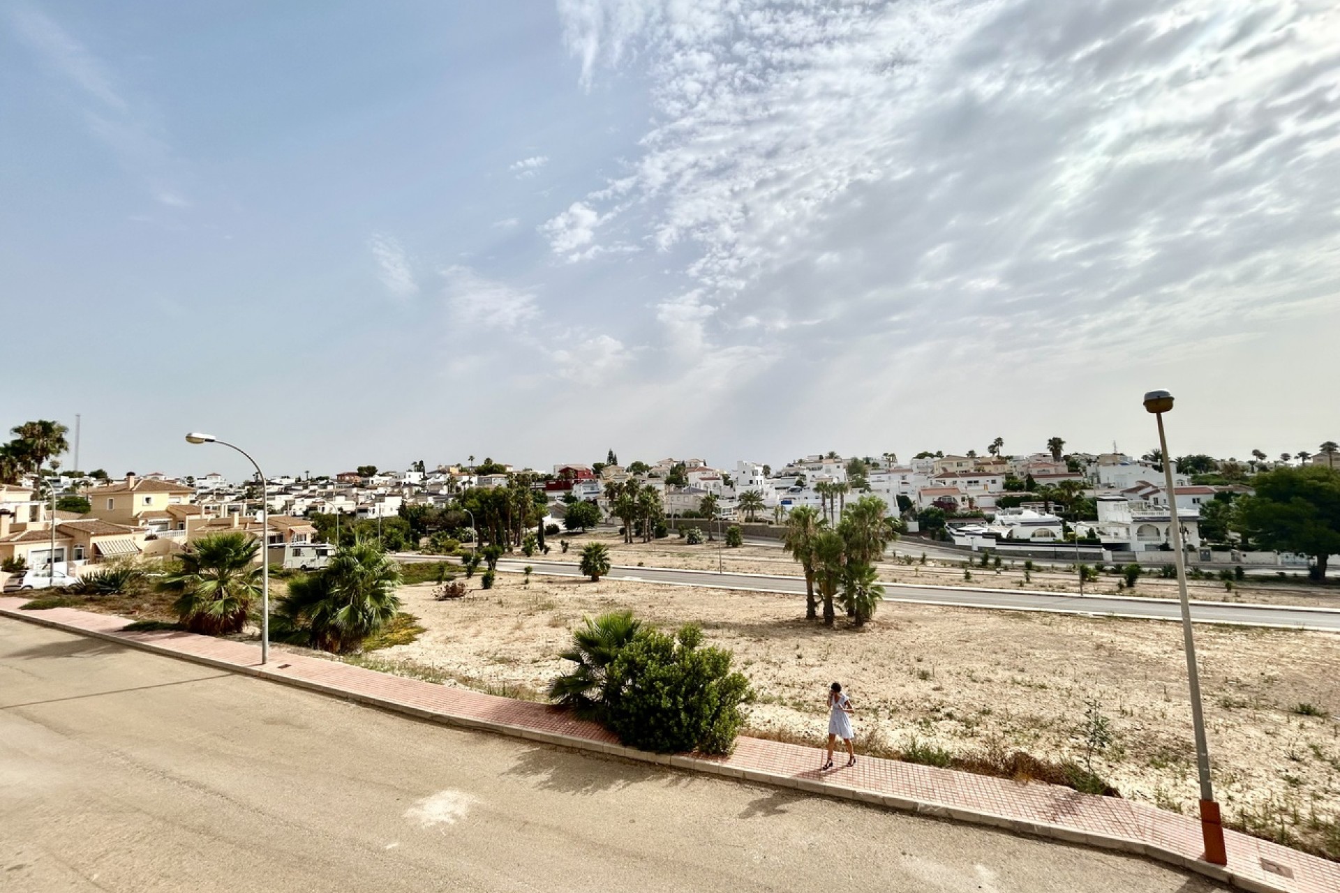 Återförsäljning - Villa -
Villamartin - Costa Blanca
