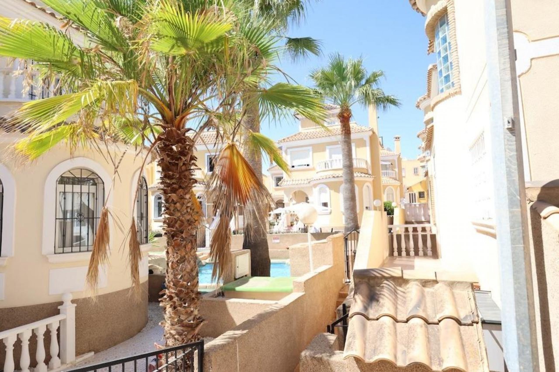 Återförsäljning - Villa -
Villamartin - Costa Blanca