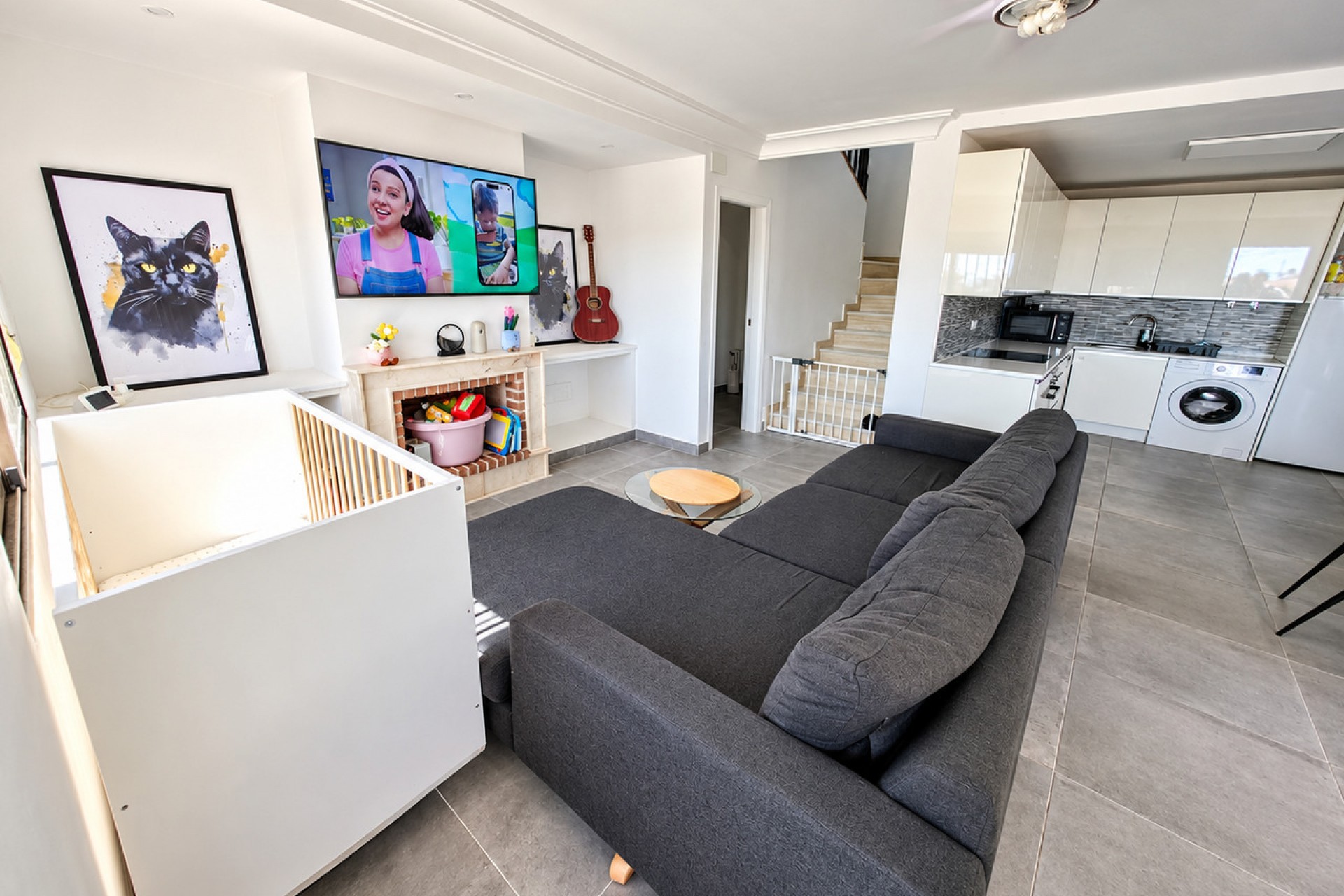 Återförsäljning - Villa -
Villamartin - Costa Blanca