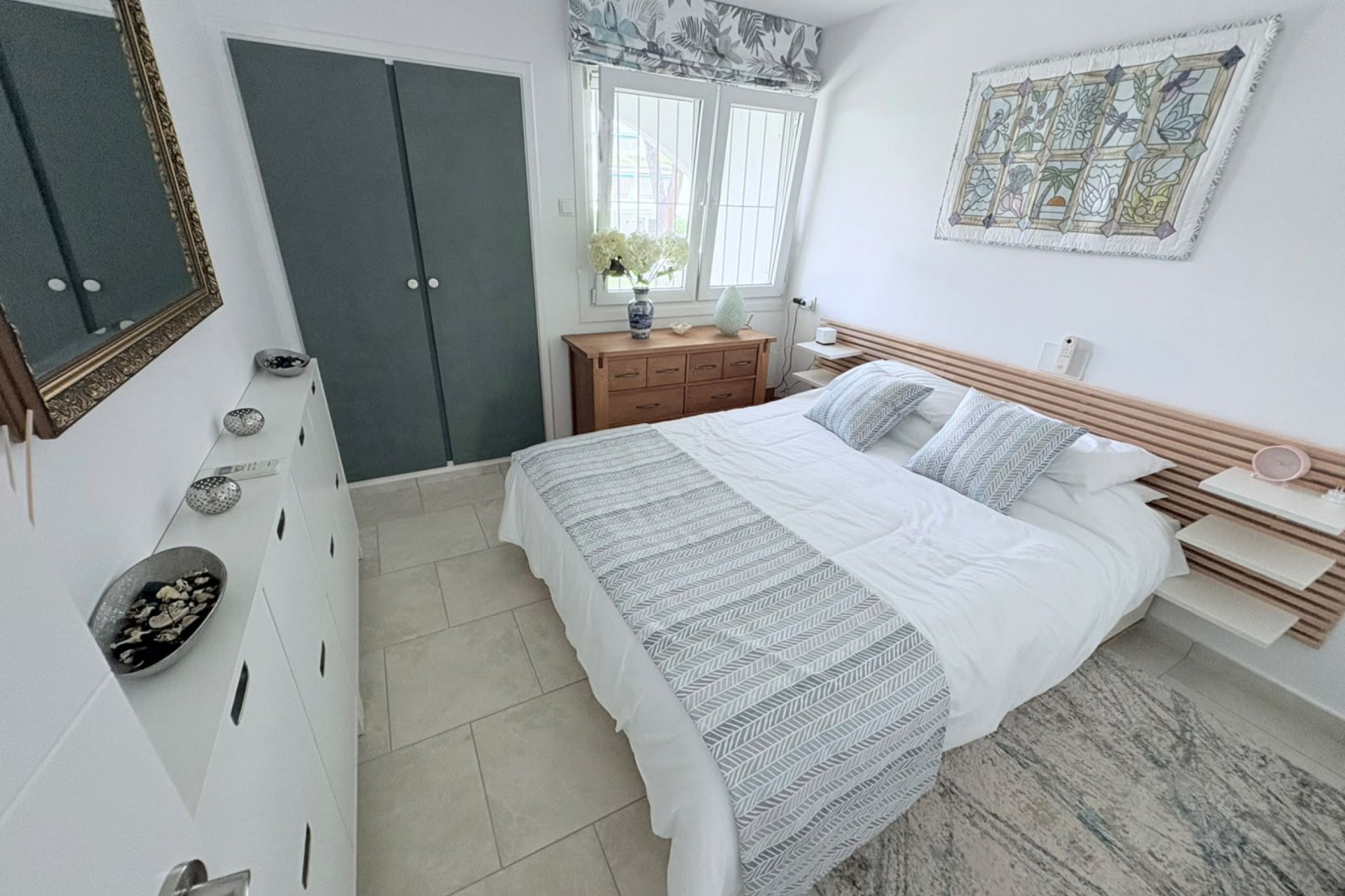 Återförsäljning - Villa -
Villamartin - Costa Blanca