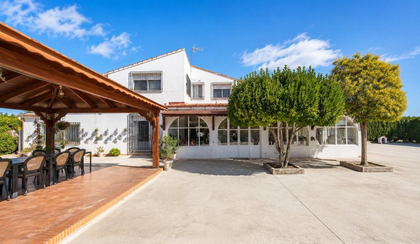 Återförsäljning - Villa -
Villena - Inland