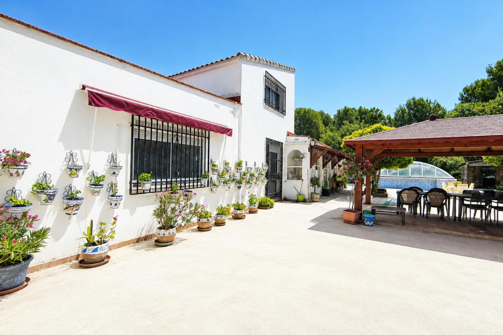 Återförsäljning - Villa -
Villena - Inland