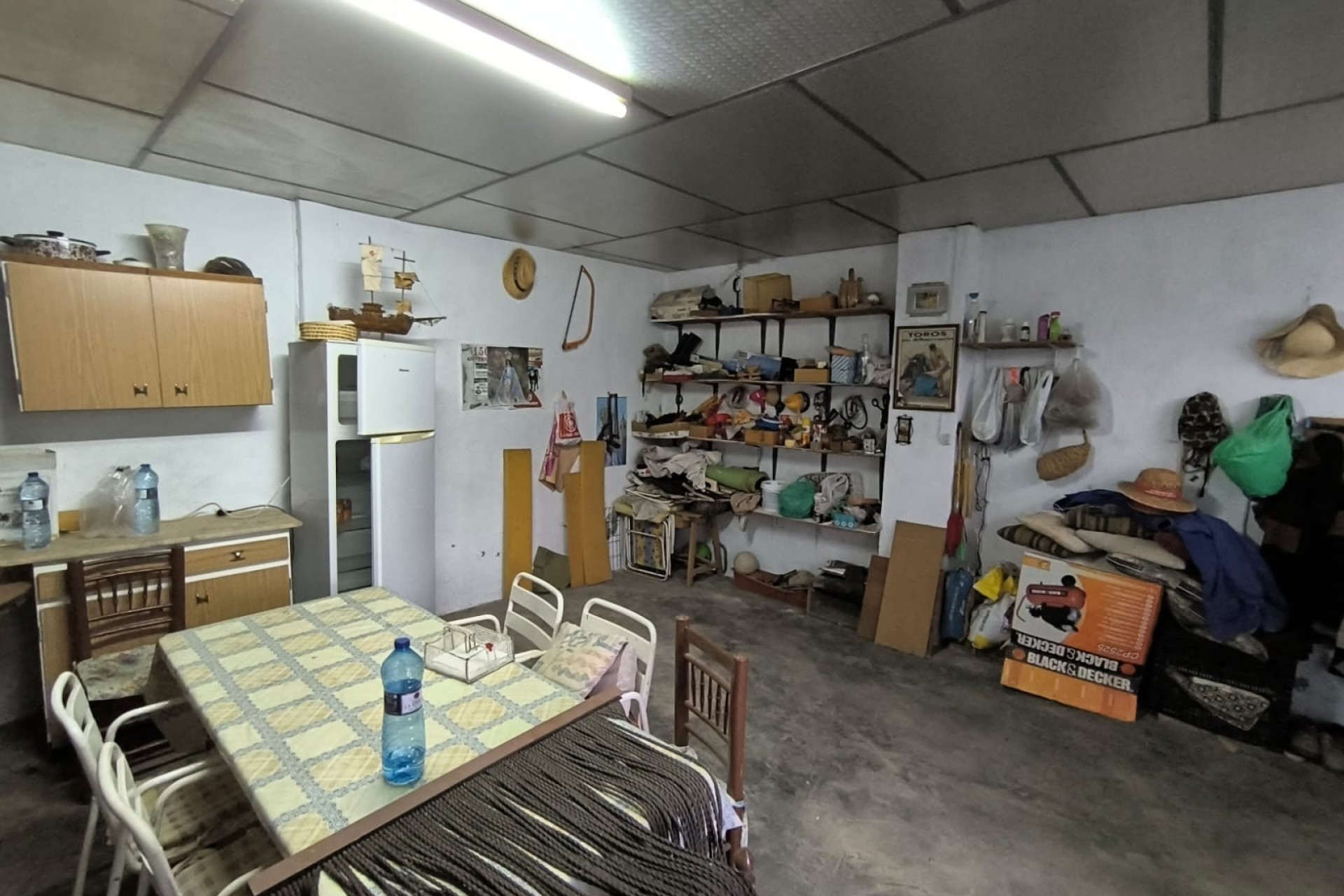 Återförsäljning - Villa -
Yecla - Inland