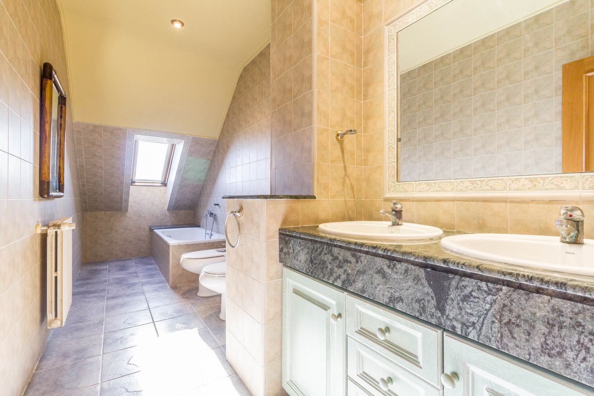 Återförsäljning - Villa -
Yecla - Inland