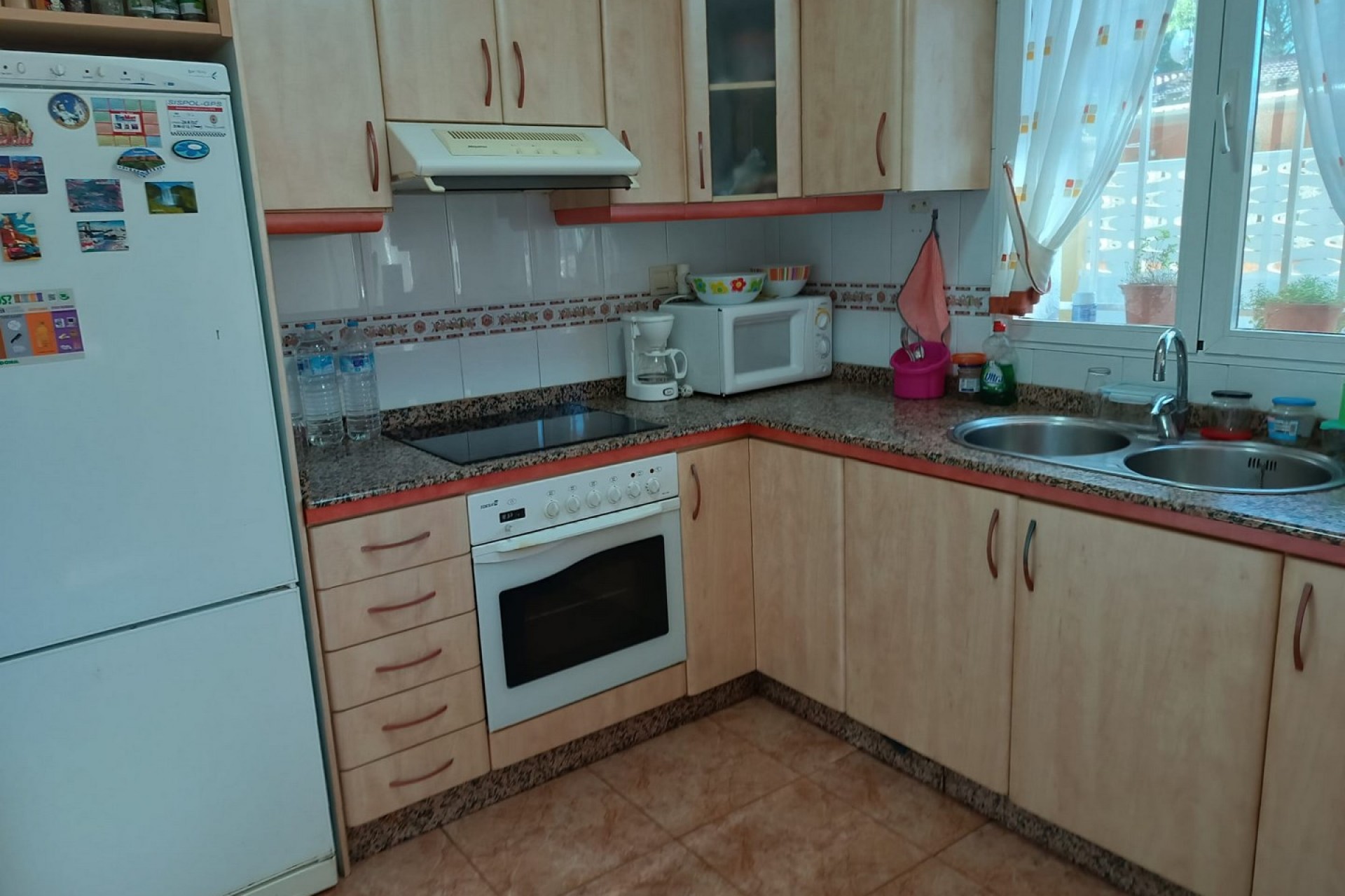Återförsäljning - Villa -
Yecla - Inland
