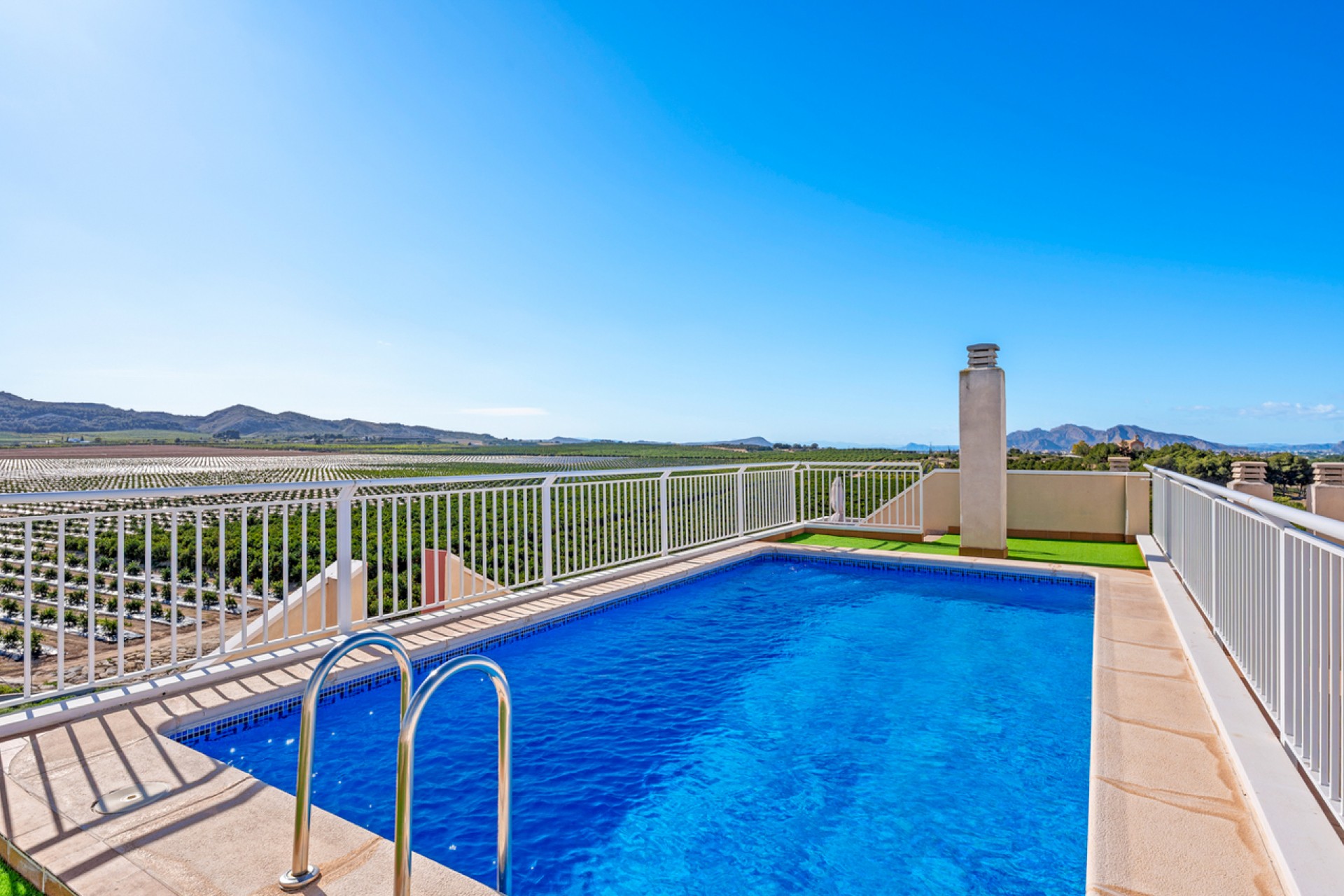 Brukt - Apartment -
Algorfa - Inland