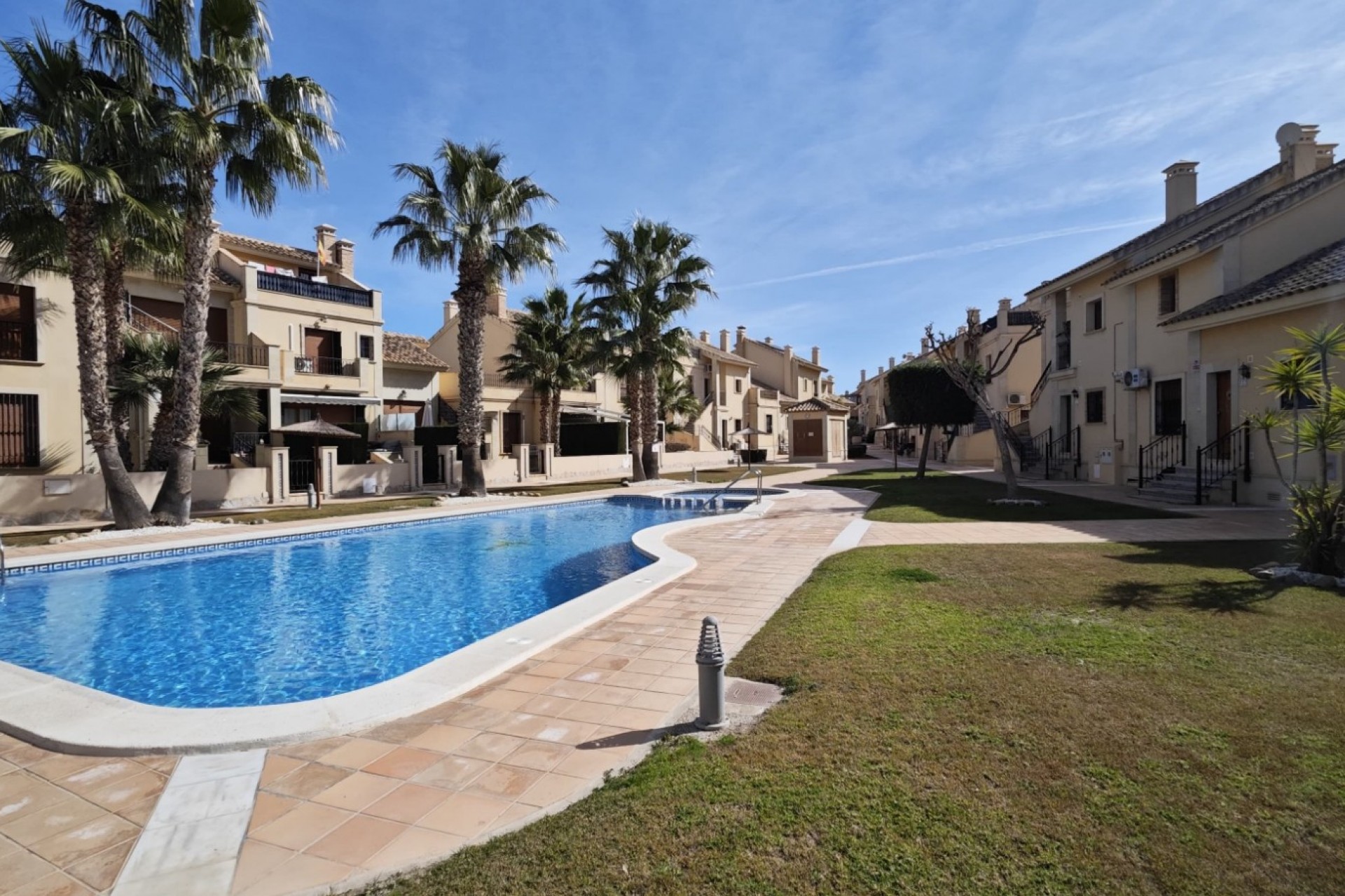 Brukt - Apartment -
Algorfa - Inland