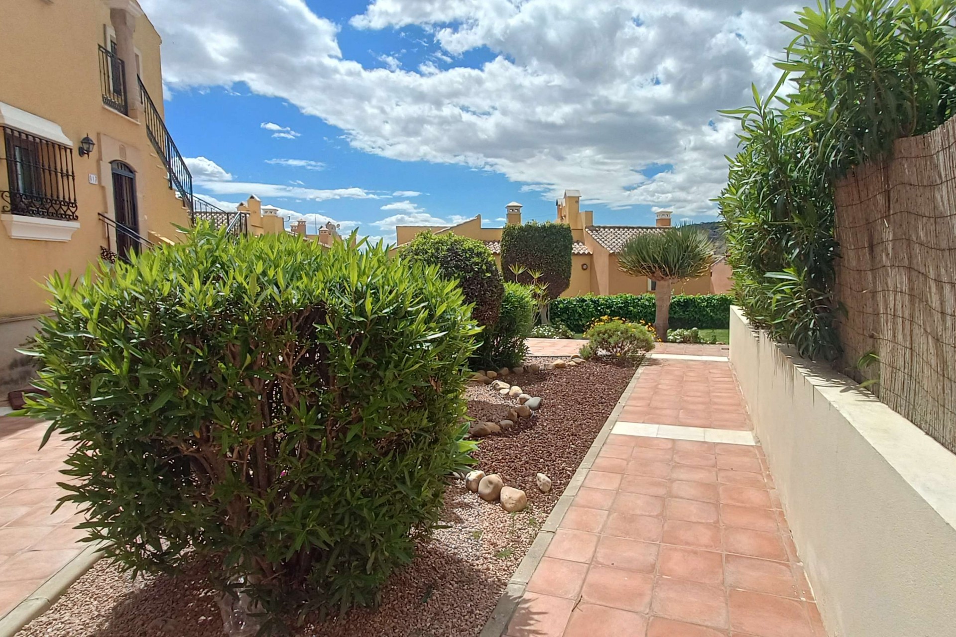 Brukt - Apartment -
Algorfa - Inland