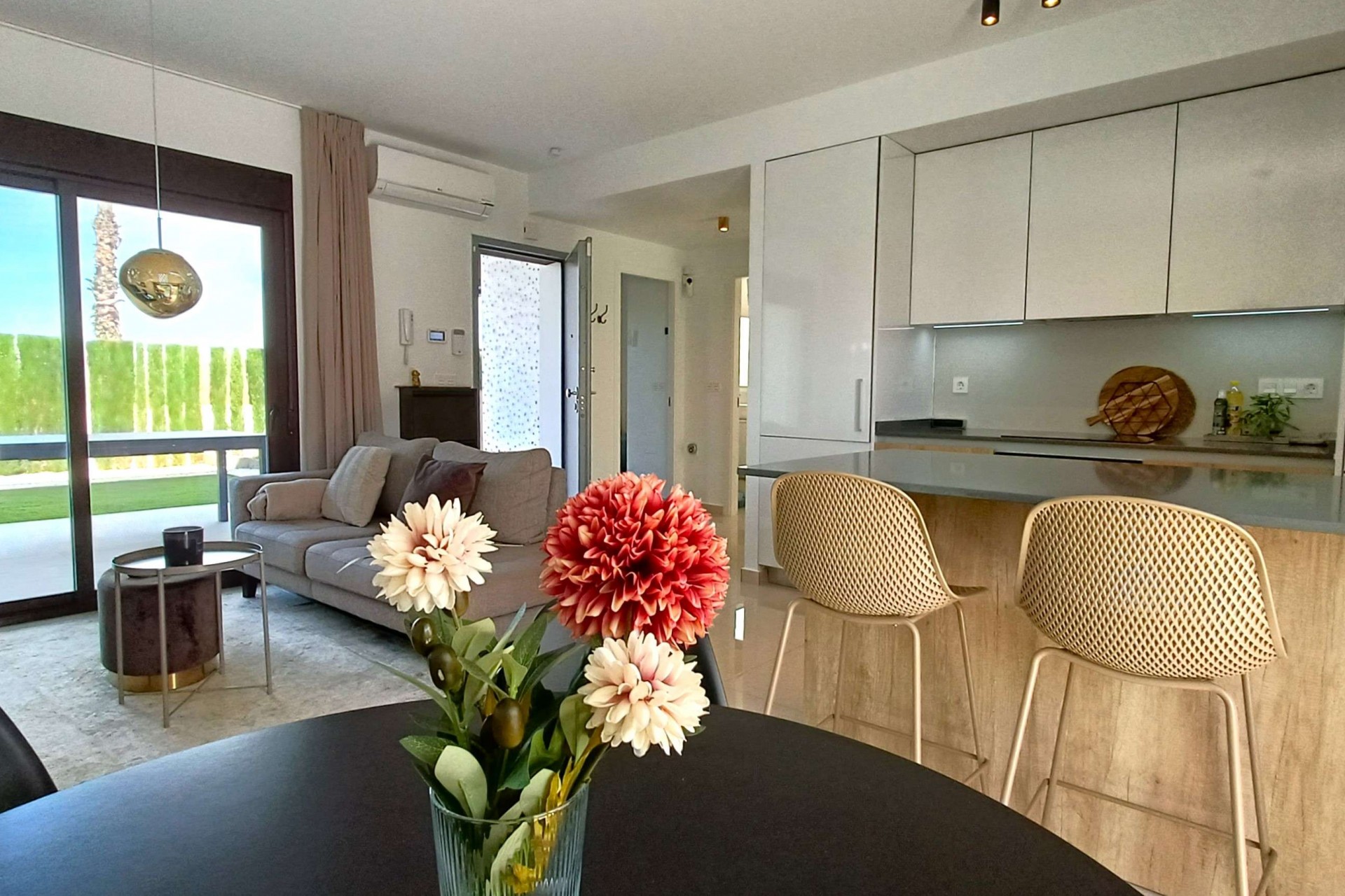 Brukt - Apartment -
Algorfa - Inland