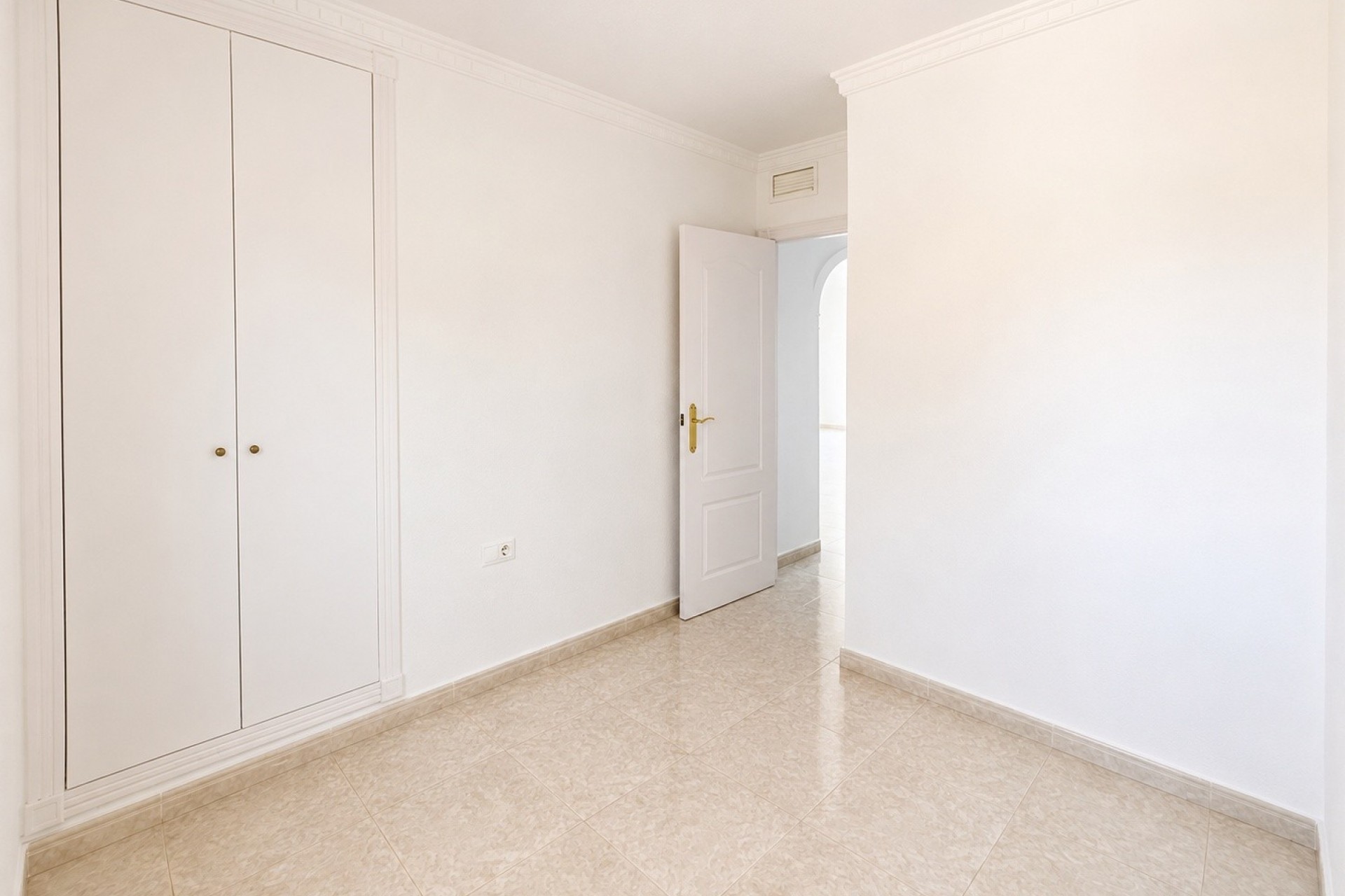 Brukt - Apartment -
Algorfa - Inland