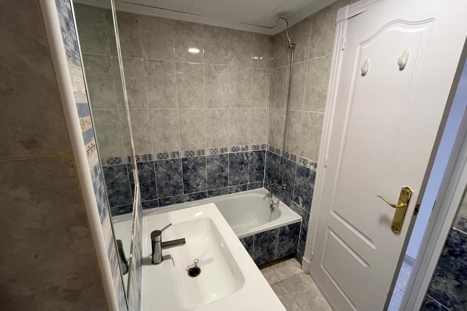 Brukt - Apartment -
Algorfa - Inland