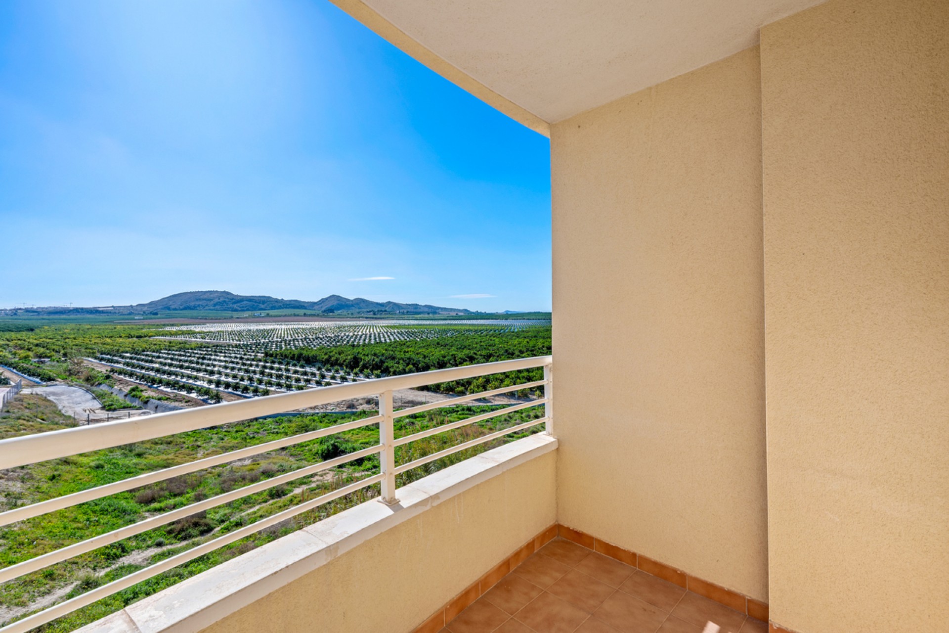 Brukt - Apartment -
Algorfa - Inland