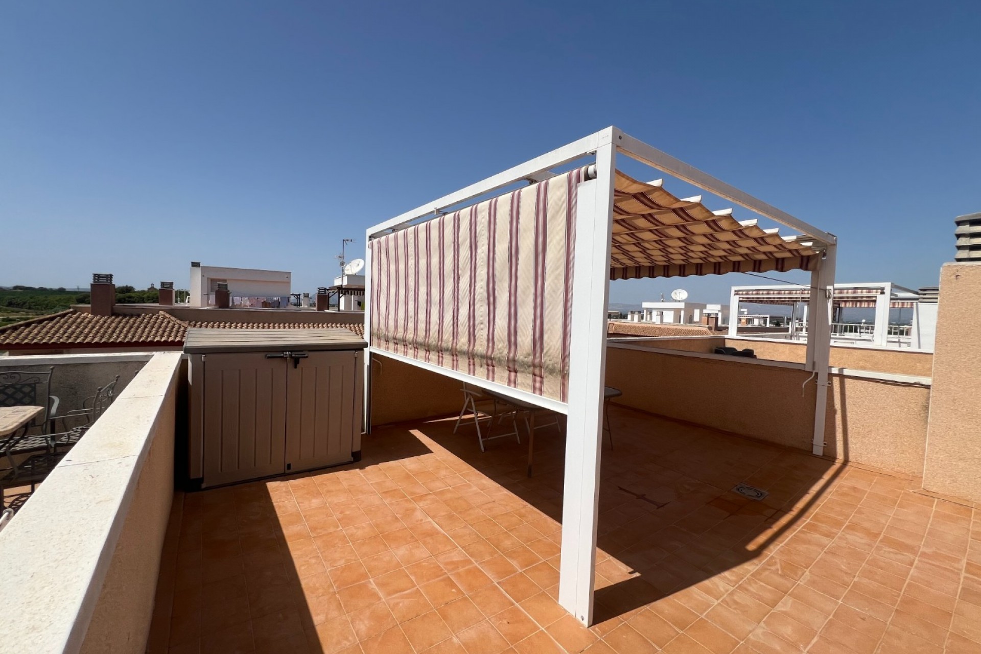 Brukt - Apartment -
Algorfa - Inland