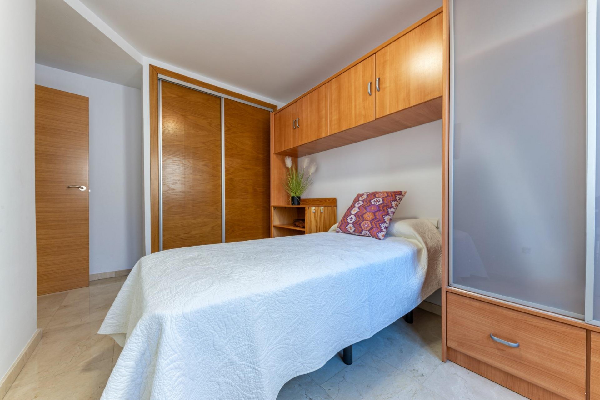 Brukt - Apartment -
Alicante - Benalua