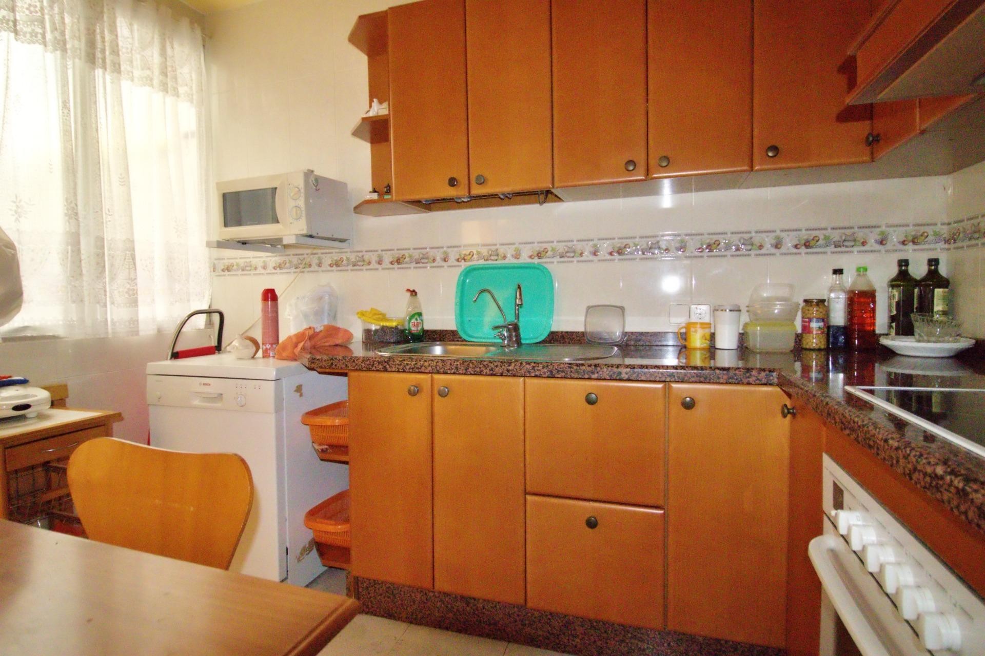 Brukt - Apartment -
Alicante - Benalua
