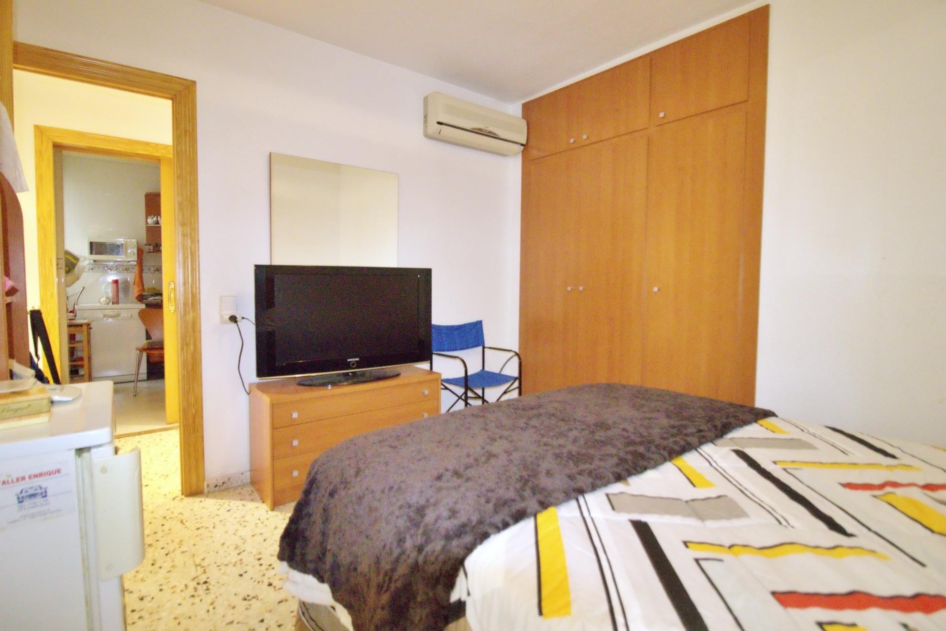 Brukt - Apartment -
Alicante - Benalua