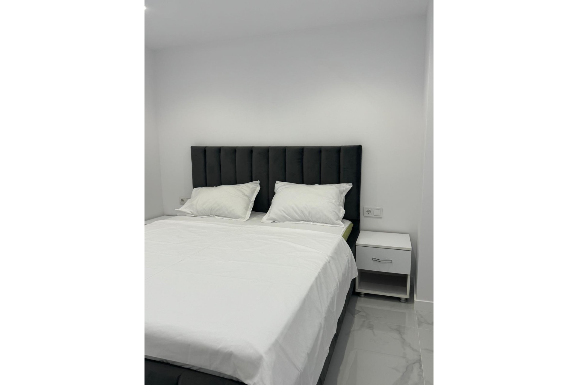 Brukt - Apartment -
Alicante - Centro