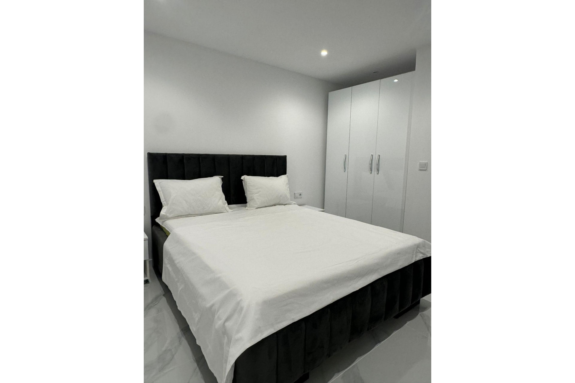 Brukt - Apartment -
Alicante - Centro