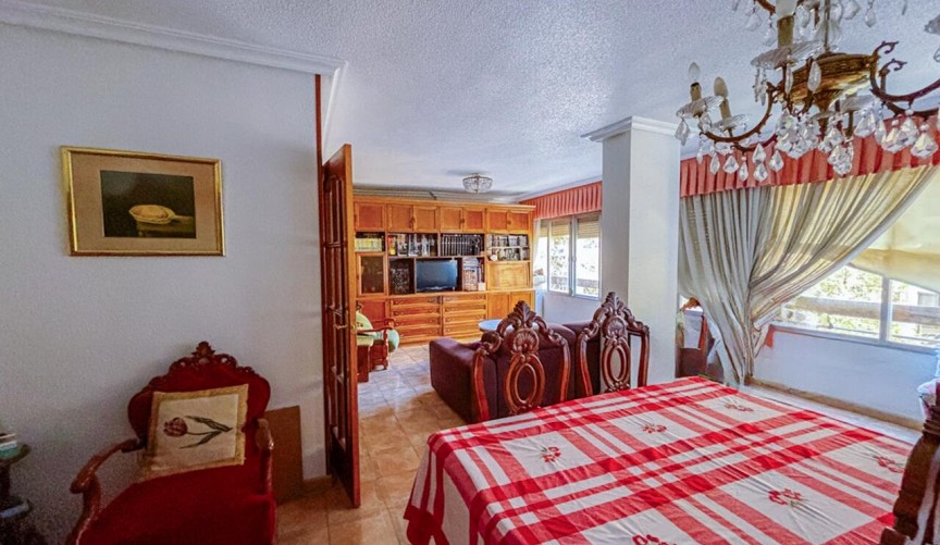 Brukt - Apartment -
Alicante - Costa Blanca