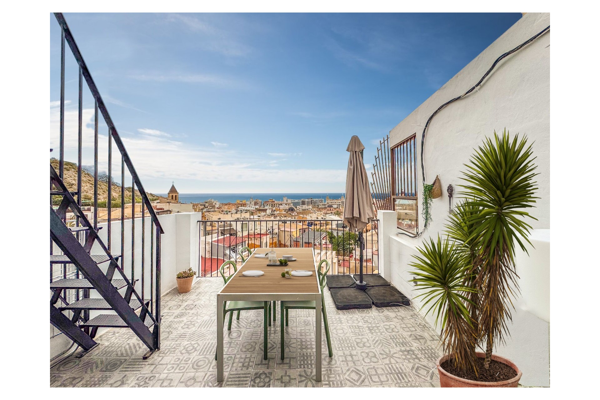 Brukt - Apartment -
Alicante - Costa Blanca