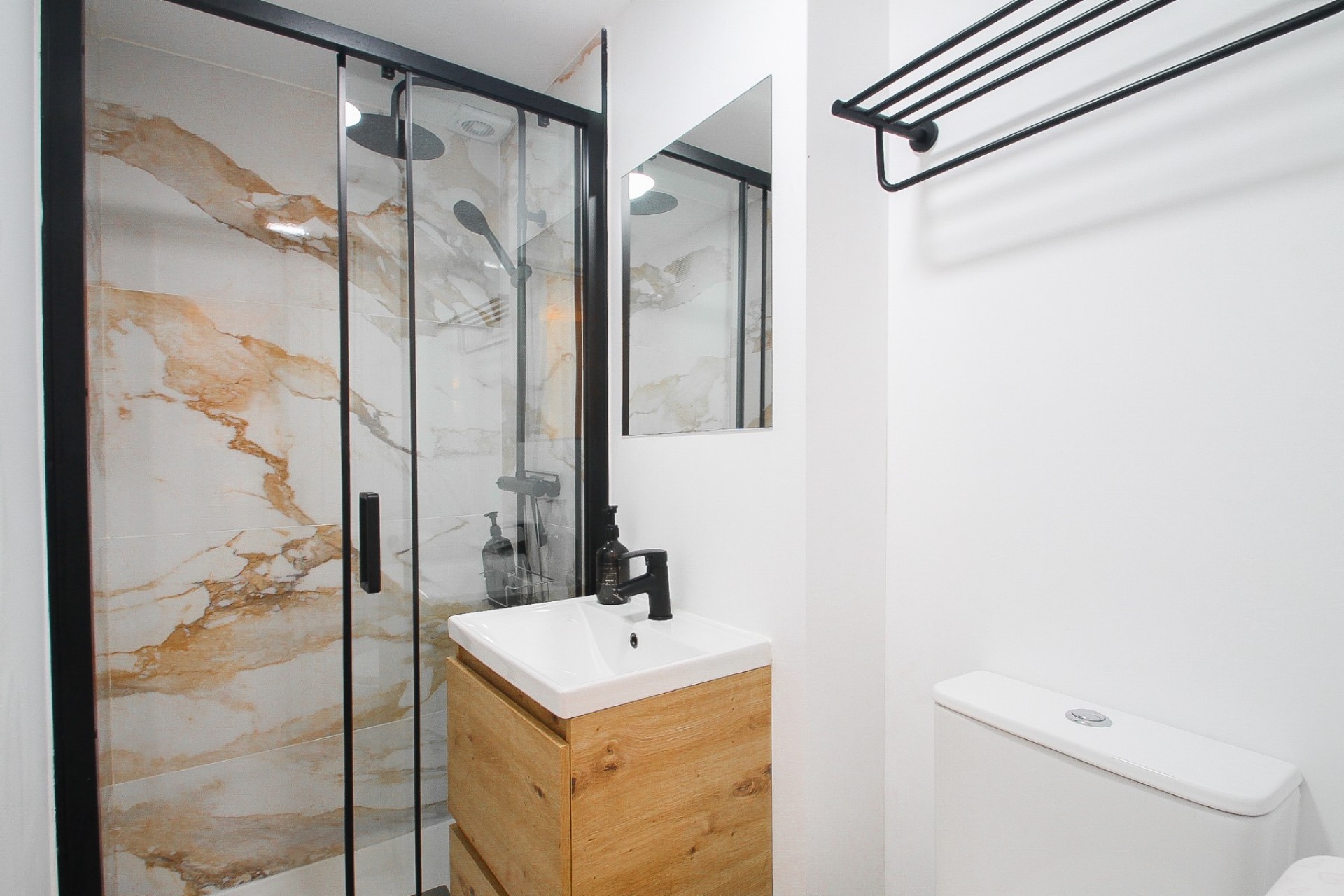 Brukt - Apartment -
Alicante - Costa Blanca