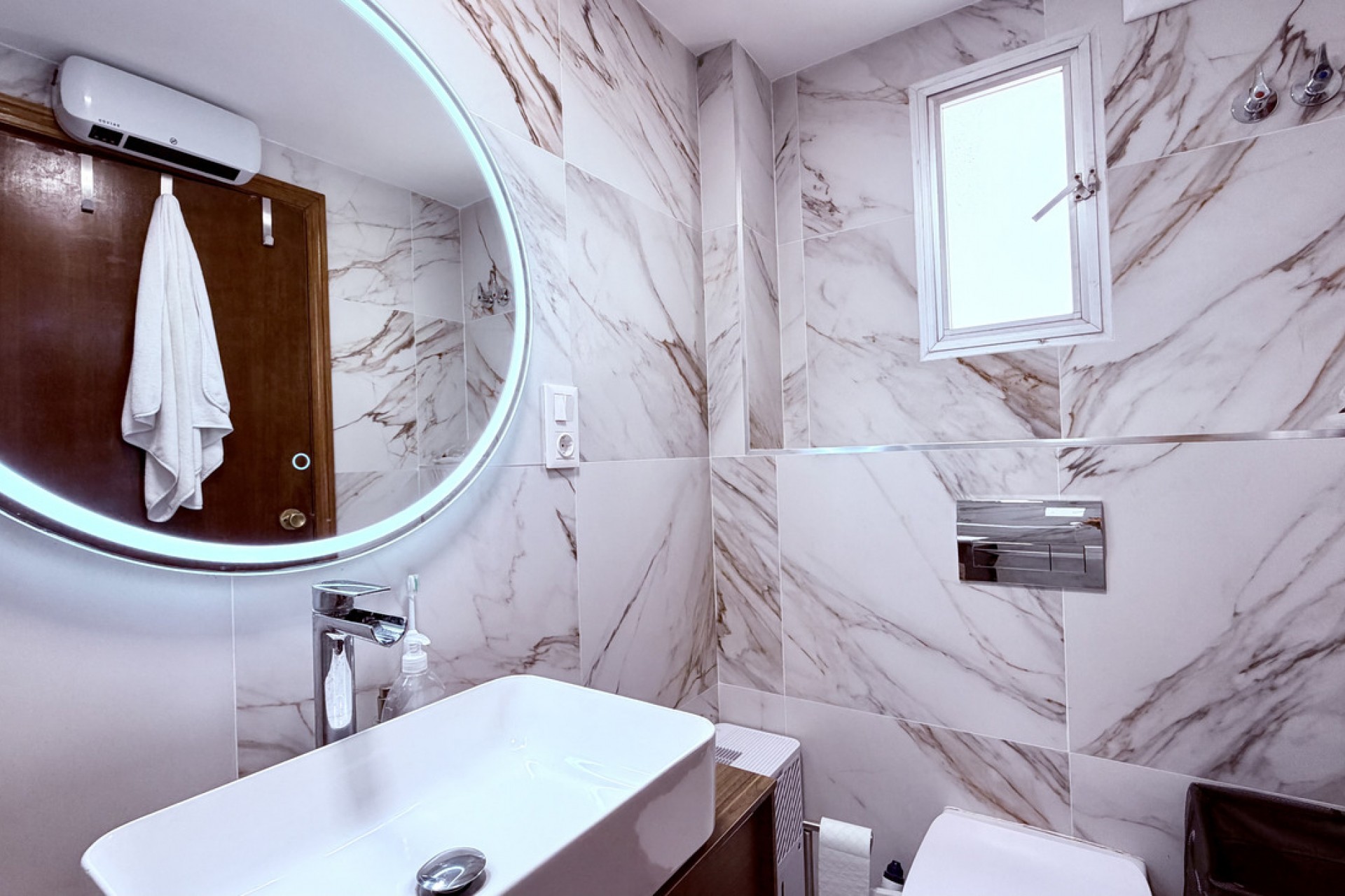 Brukt - Apartment -
Alicante - Costa Blanca