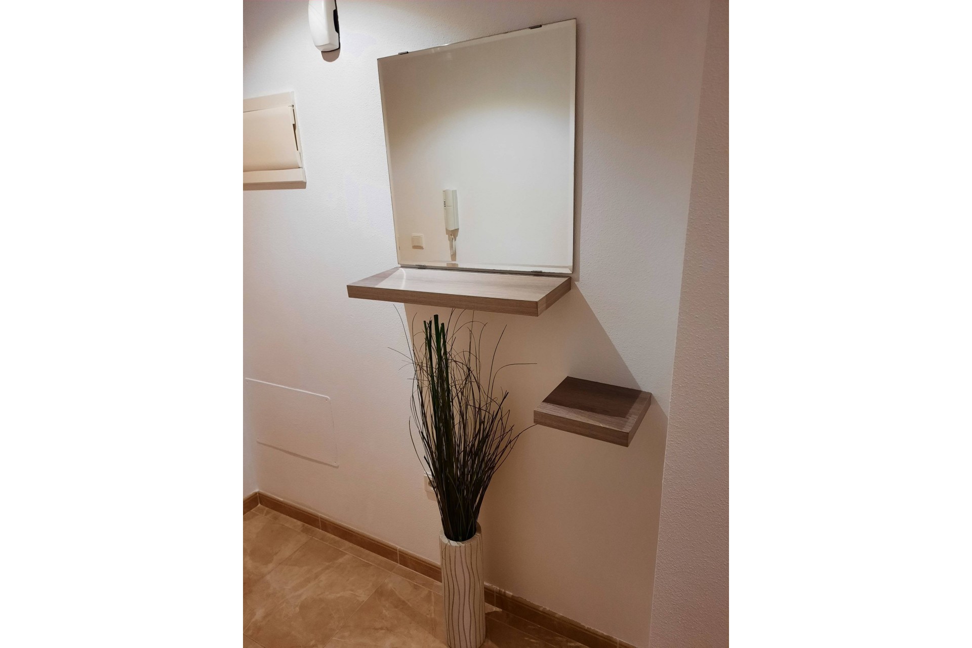 Brukt - Apartment -
Almoradí - Colegio Canales Y Martinez