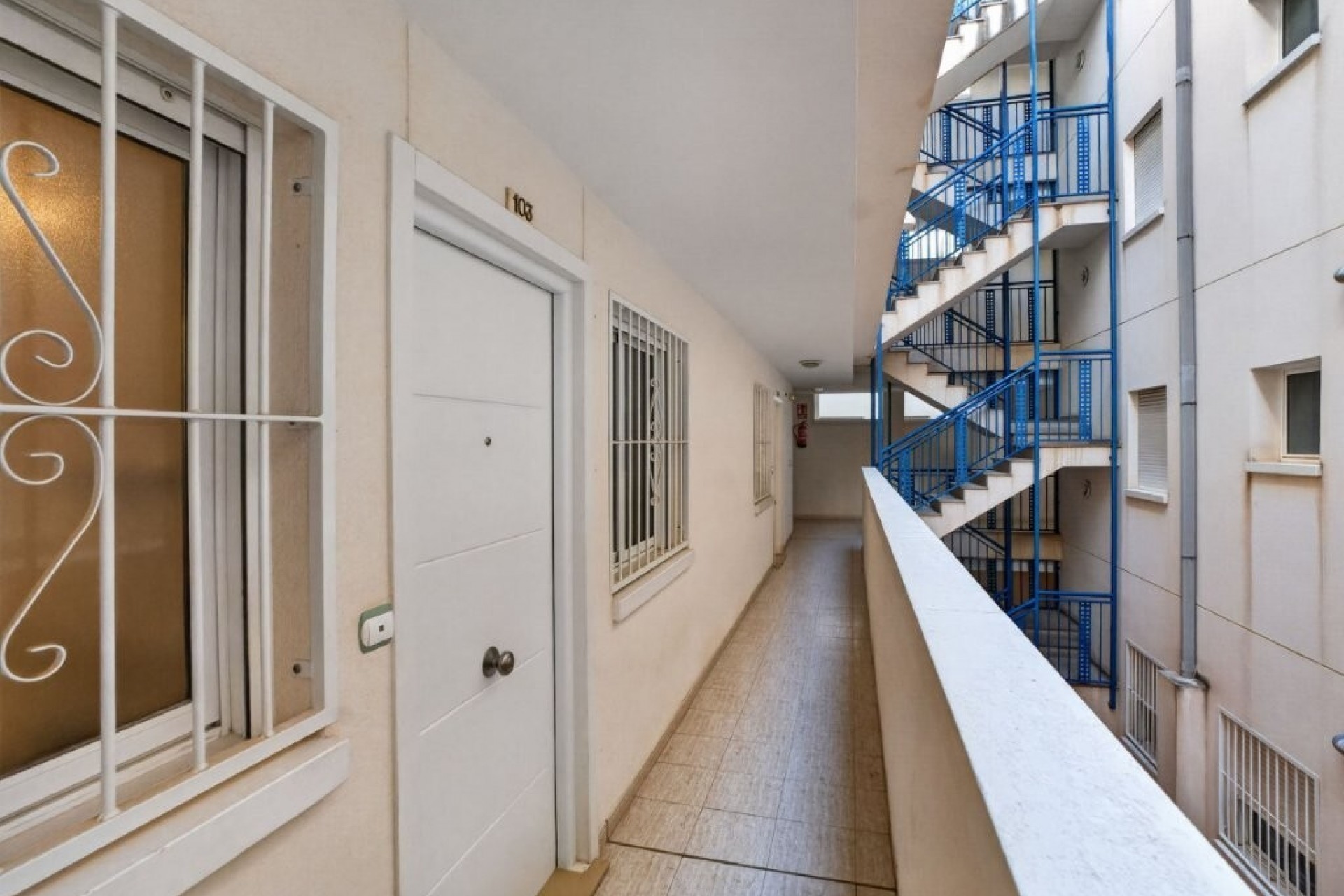 Brukt - Apartment -
Almoradí - Costa Blanca
