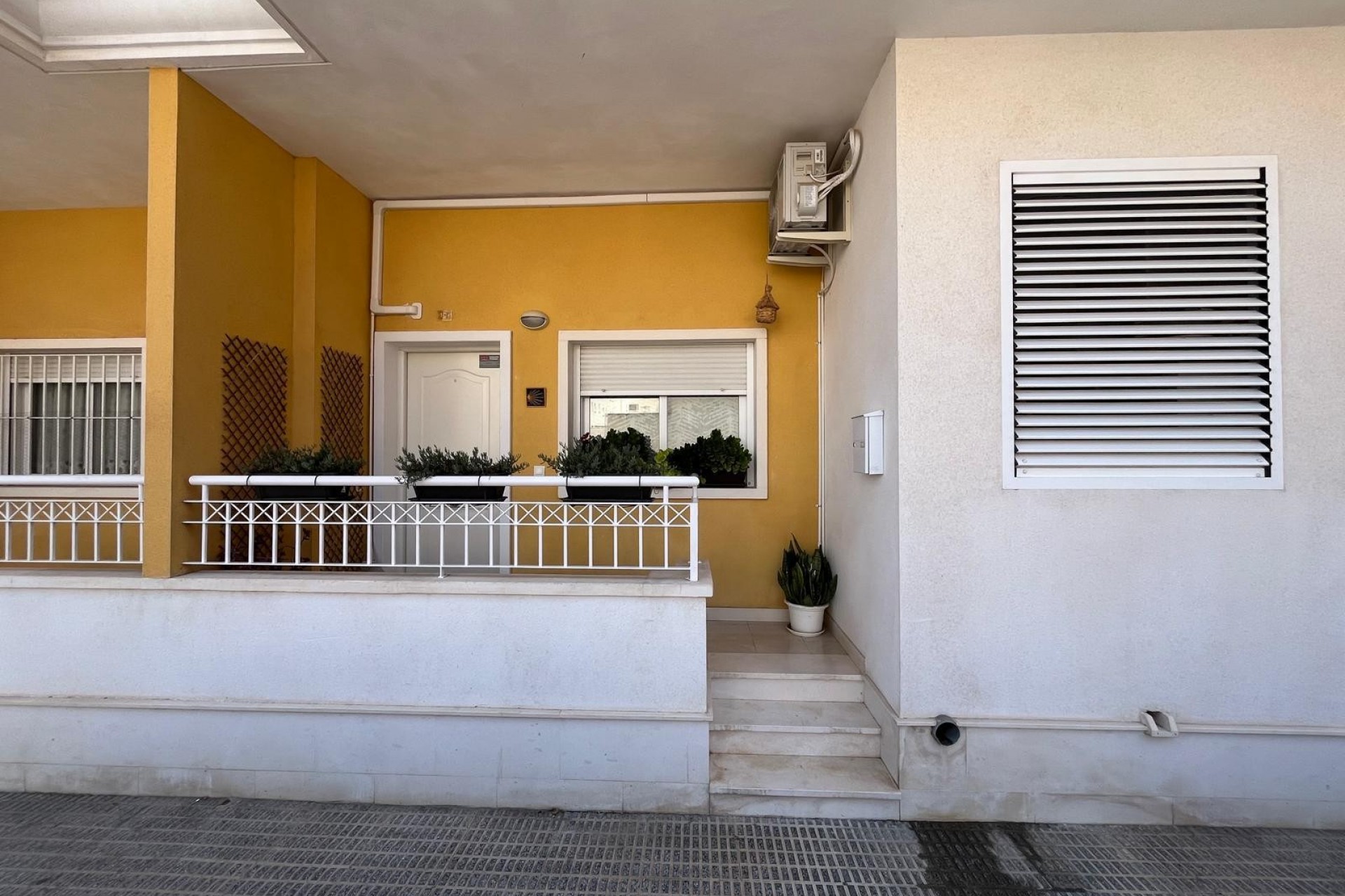 Brukt - Apartment -
Almoradí - Inland