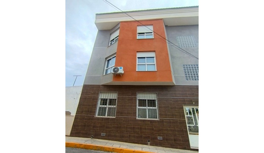Brukt - Apartment -
Benijofar - Costa Blanca
