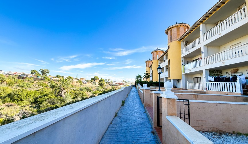 Brukt - Apartment -
Cabo Roig - Costa Blanca