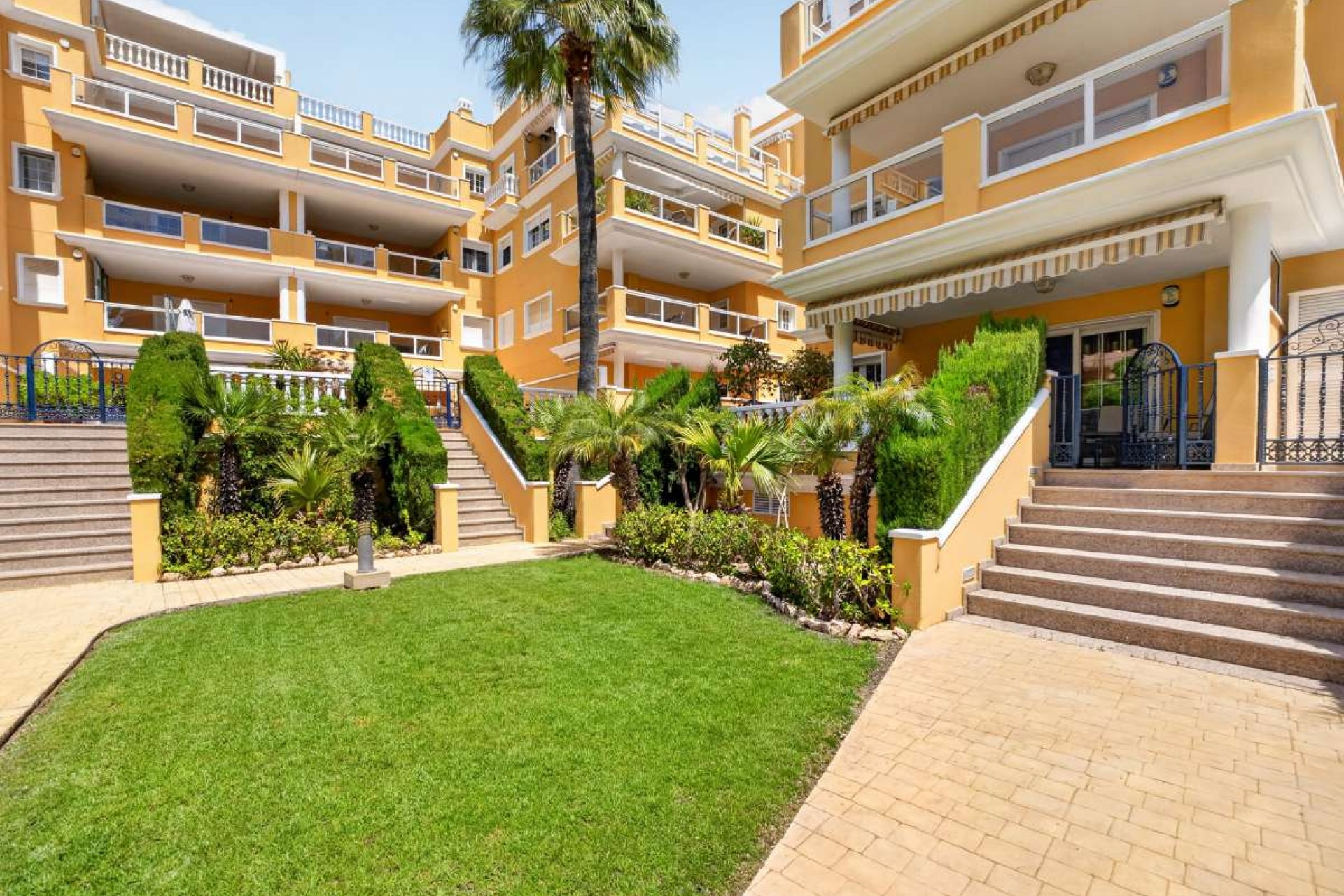 Brukt - Apartment -
Cabo Roig - Costa Blanca