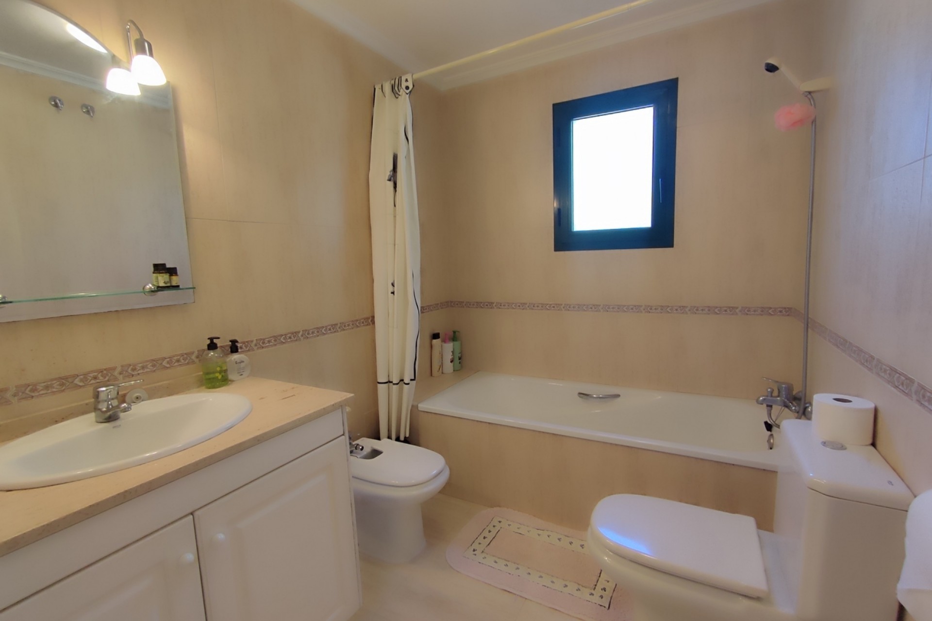 Brukt - Apartment -
Campoamor - Costa Blanca