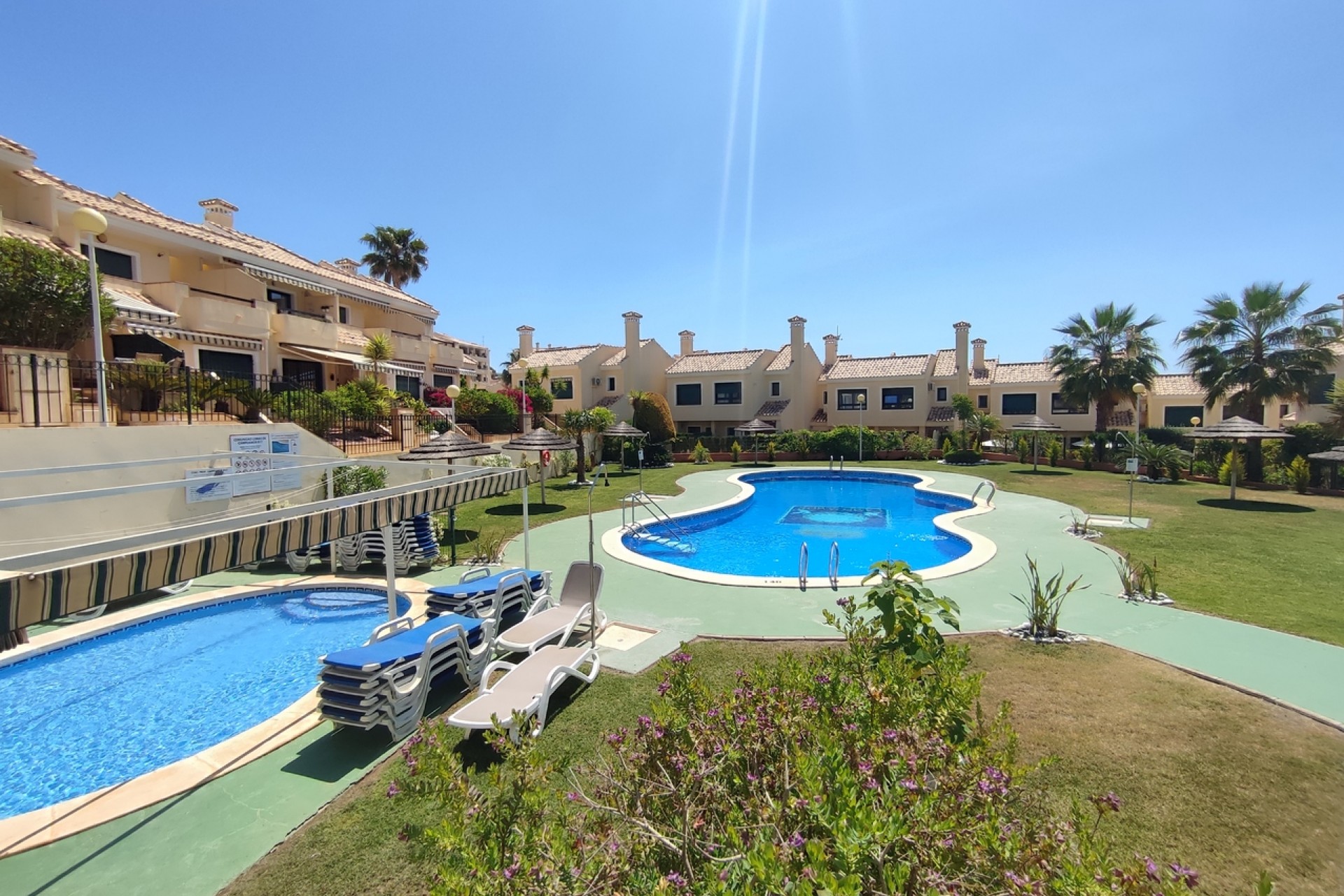 Brukt - Apartment -
Campoamor - Costa Blanca