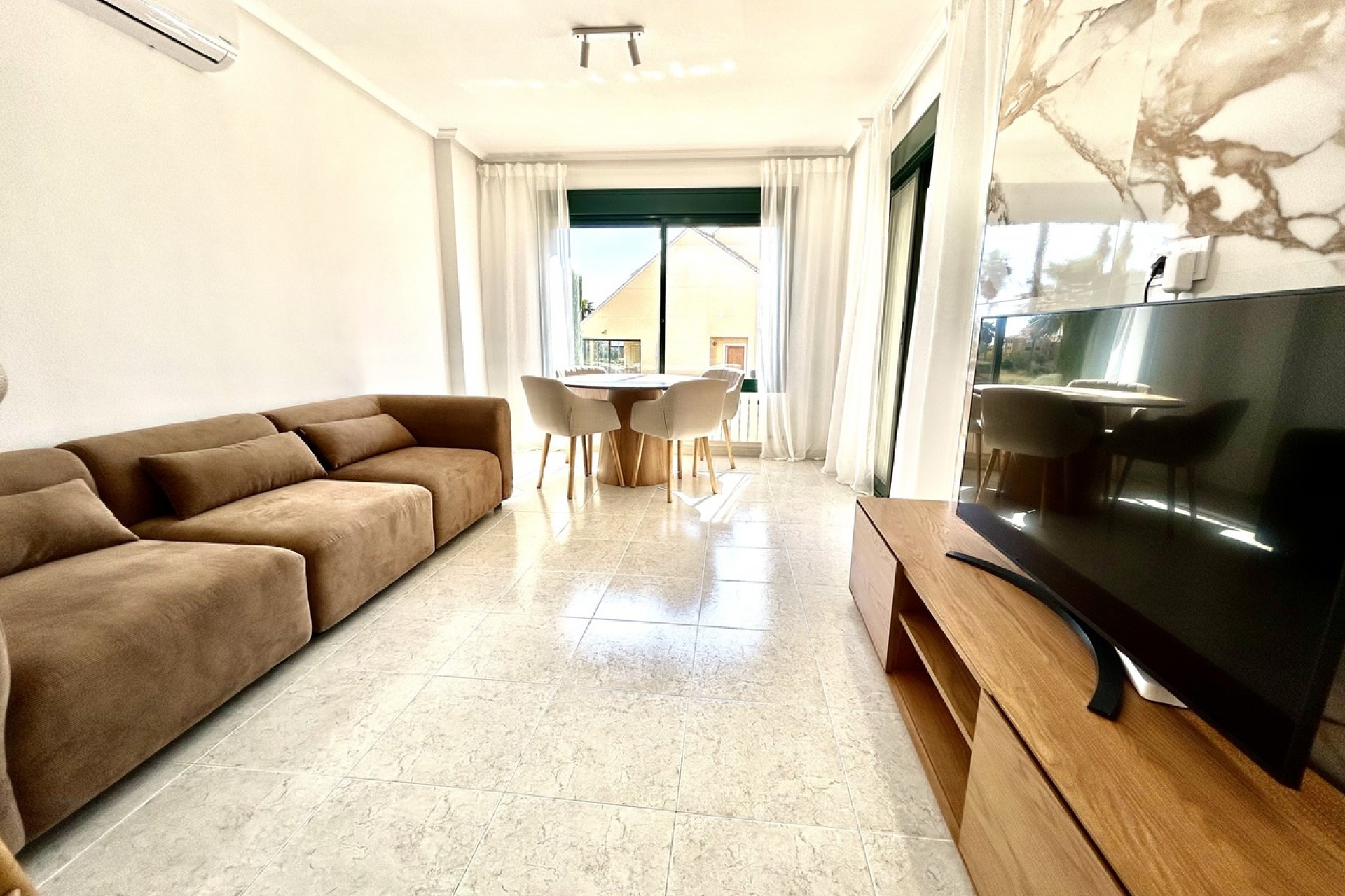 Brukt - Apartment -
Campoamor - Costa Blanca