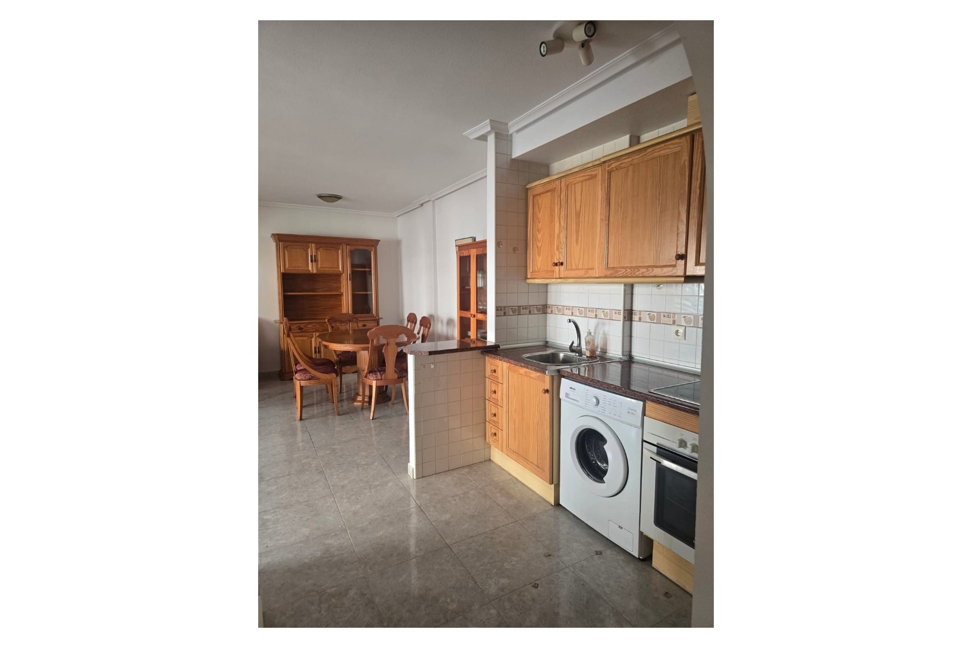 Brukt - Apartment -
Daya Vieja - Costa Blanca