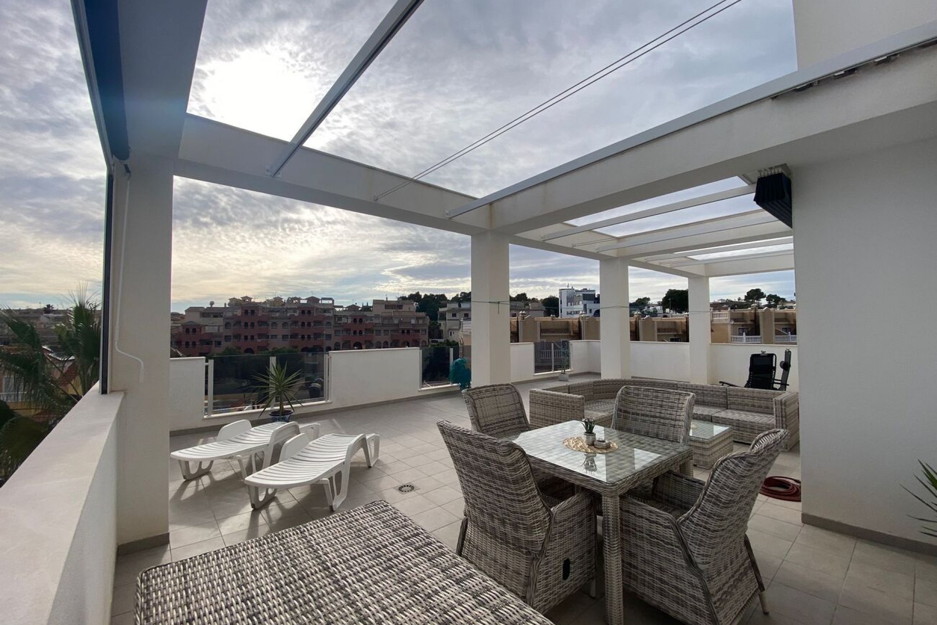 Brukt - Apartment -
Dehesa de Campoamor - Las Filipinas